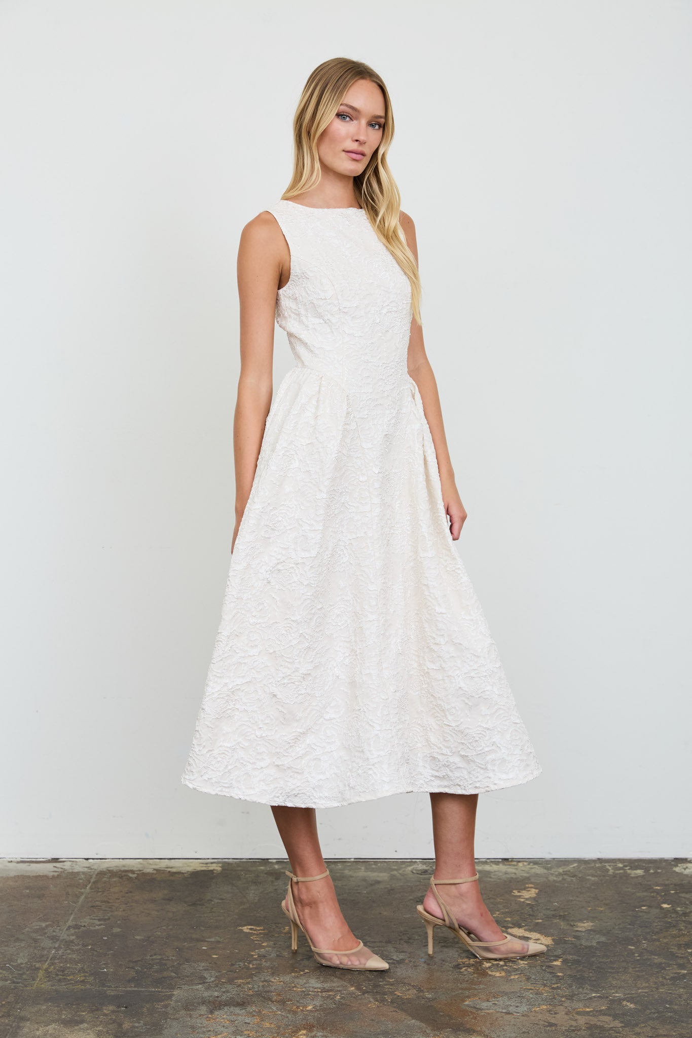 TEXTURED FLORAL JACQUARD BOAT NECK MIDI DRESS