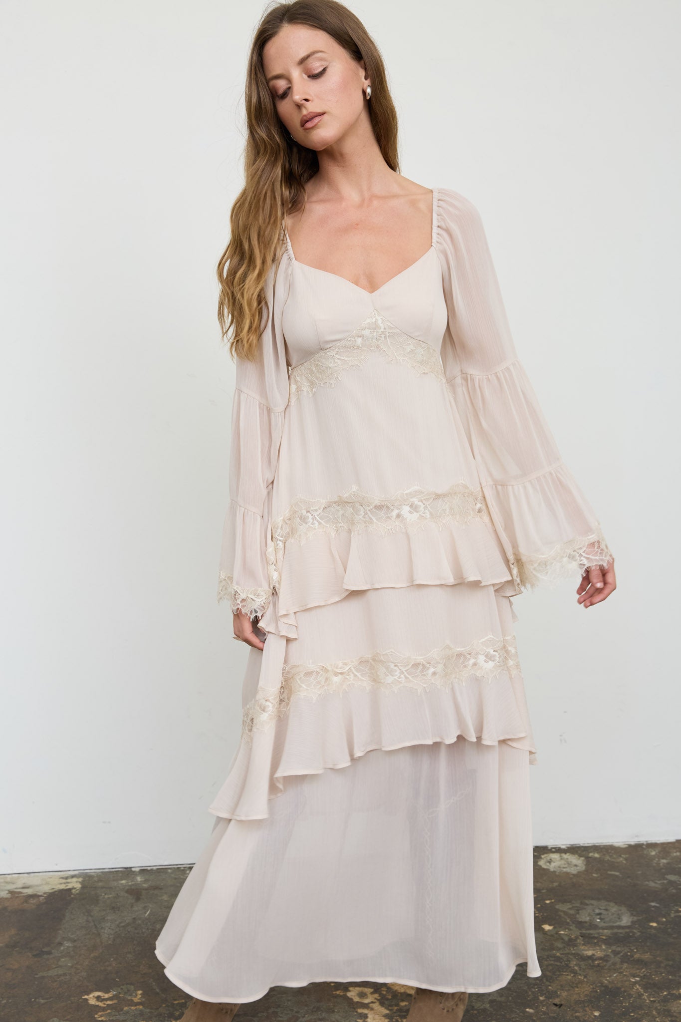 RUFFLE TIERED LACE TRIM LONG SLEEVE MIDI DRESS (PRE-ORDER)