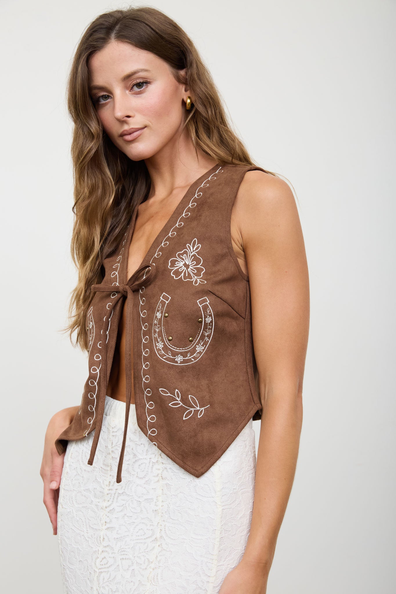 HORSE SHOE EMBROIDERY FRONT TIE SUEDE VEST (PRE-ORDER)