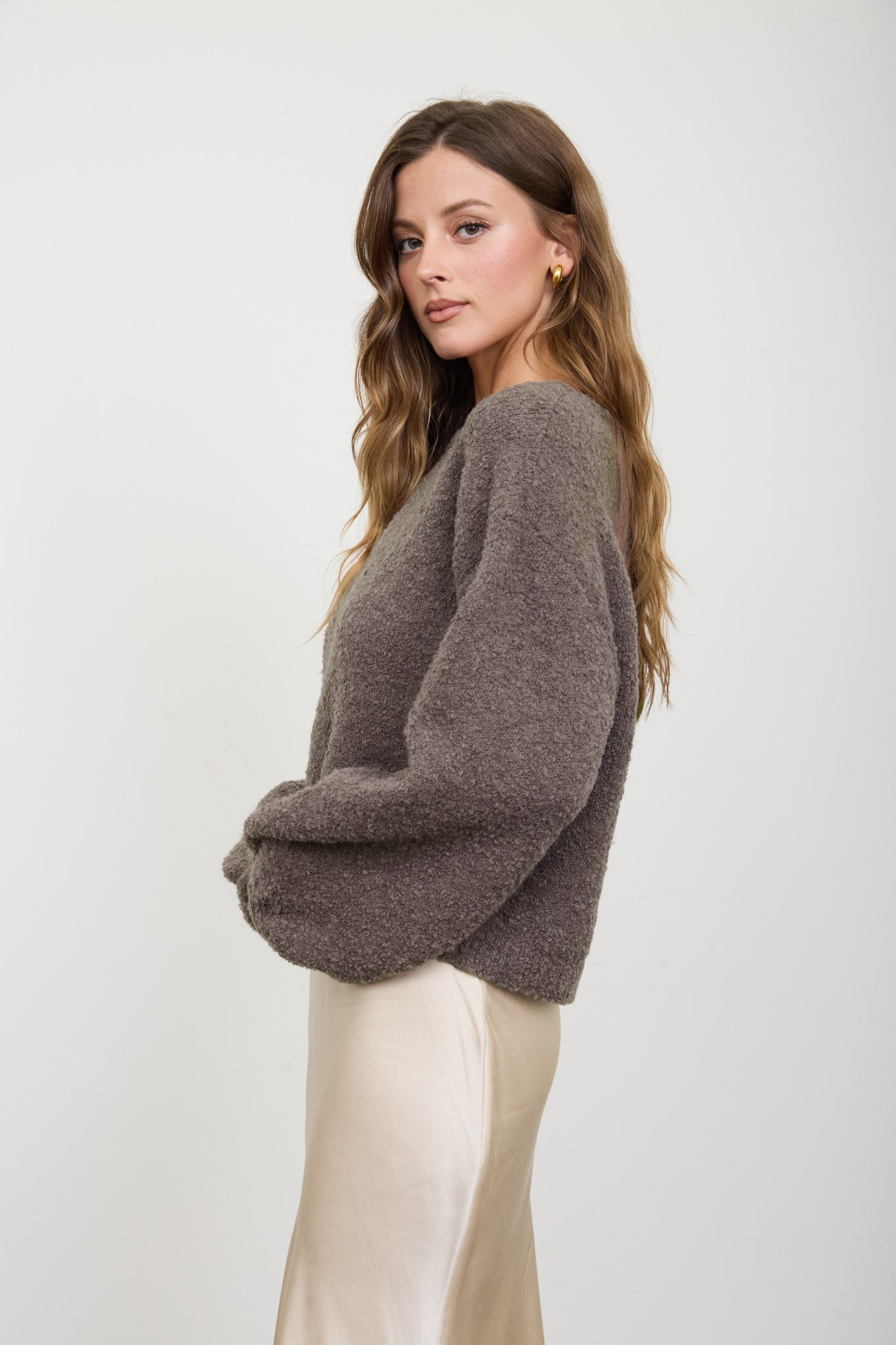 LONG SLEEVE FUZZY KNIT PULLOVER SWEATER (PRE-ORDER)