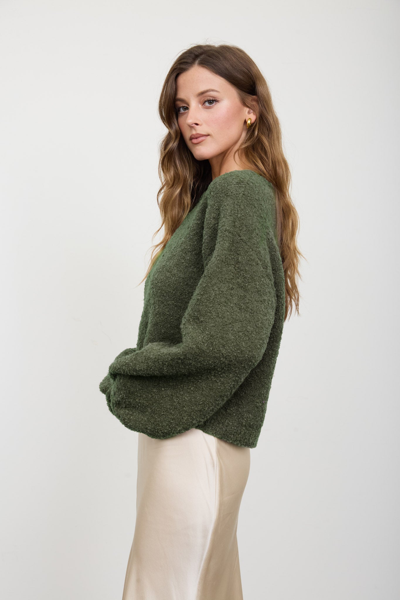 LONG SLEEVE FUZZY KNIT PULLOVER SWEATER (PRE-ORDER)