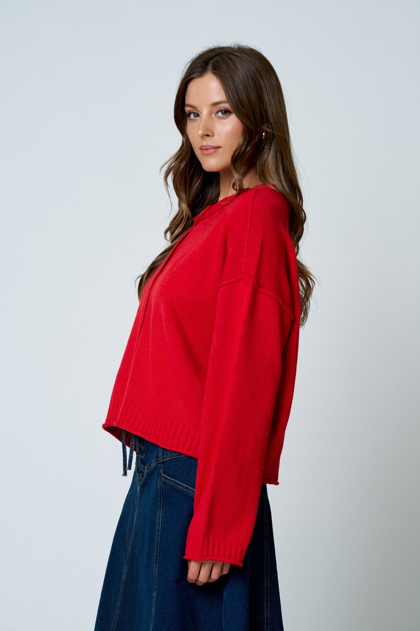 RAW EDGE EXPOSED SEAM BUTTON DOWN KNIT CARDIGAN