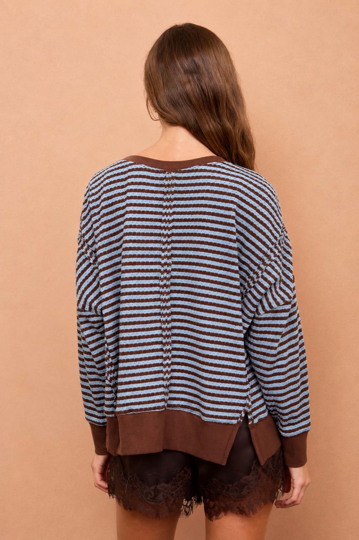 STRIPE EXPOSED SEAM SPLIT HEM LONG SLEEVE KNIT TOP (PRE-ORDER)