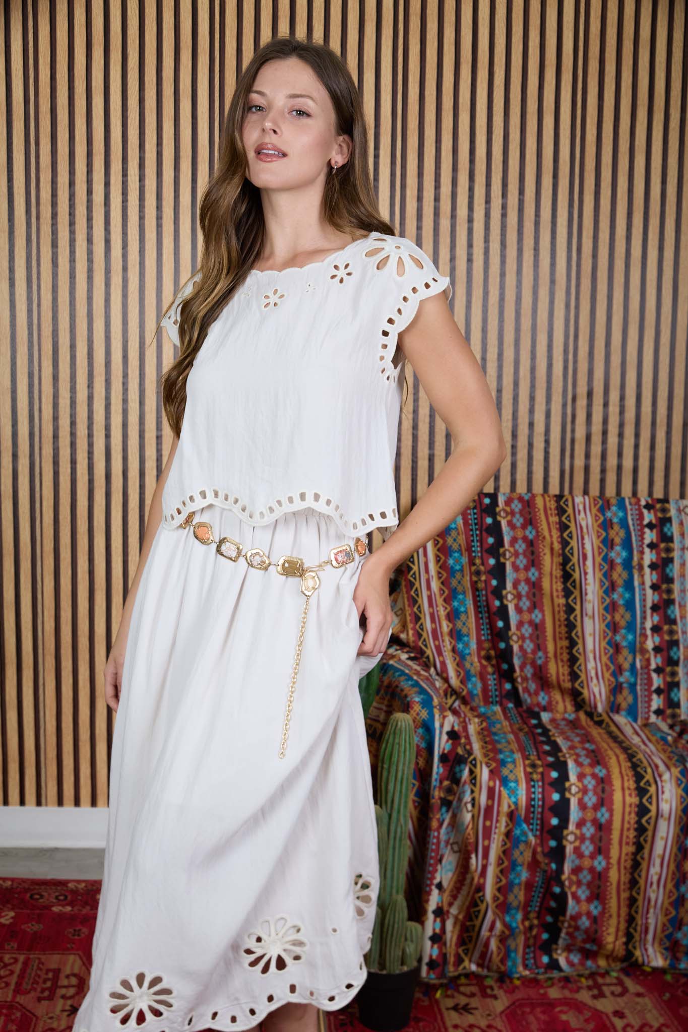 FLORAL EYELET DETAIL SHORT SLEEVE BLOUSE (PRE-ORDER)