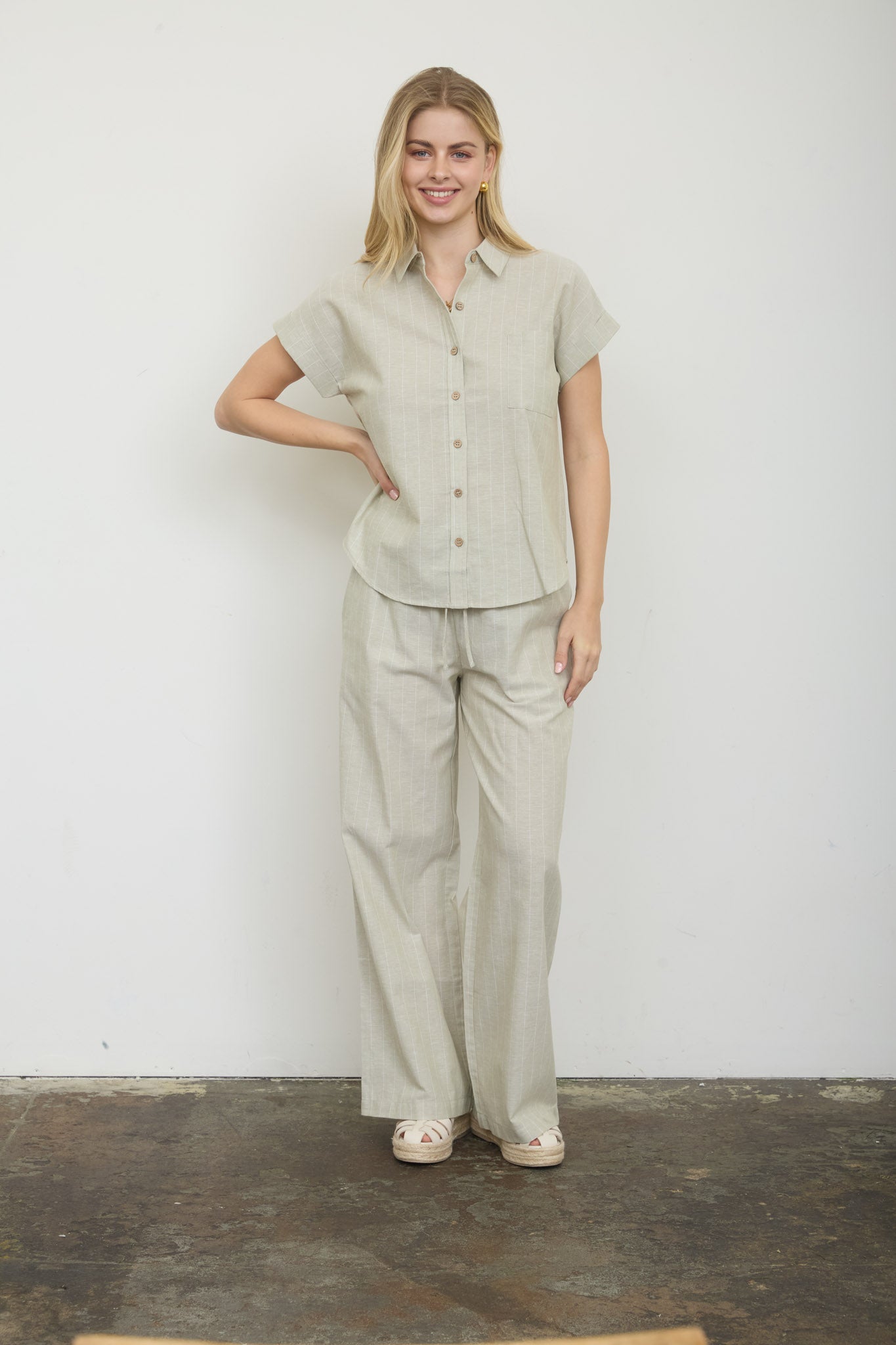 STRIPE LINEN DRAWSTRING LOUNGE PANTS