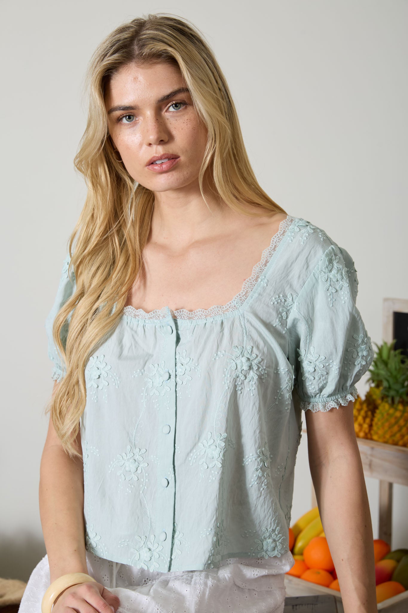 FLORAL EMBROIDERY LACE TRIM PUFF SLEEVE TOP