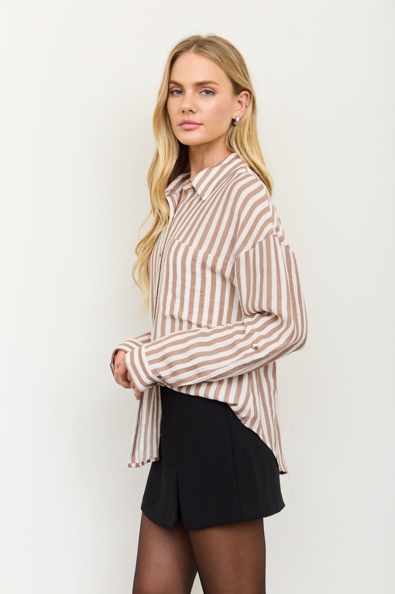 VERTICAL STRIPE COLLARED BUTTON DOWN SHIRT (PRE-ORDER)