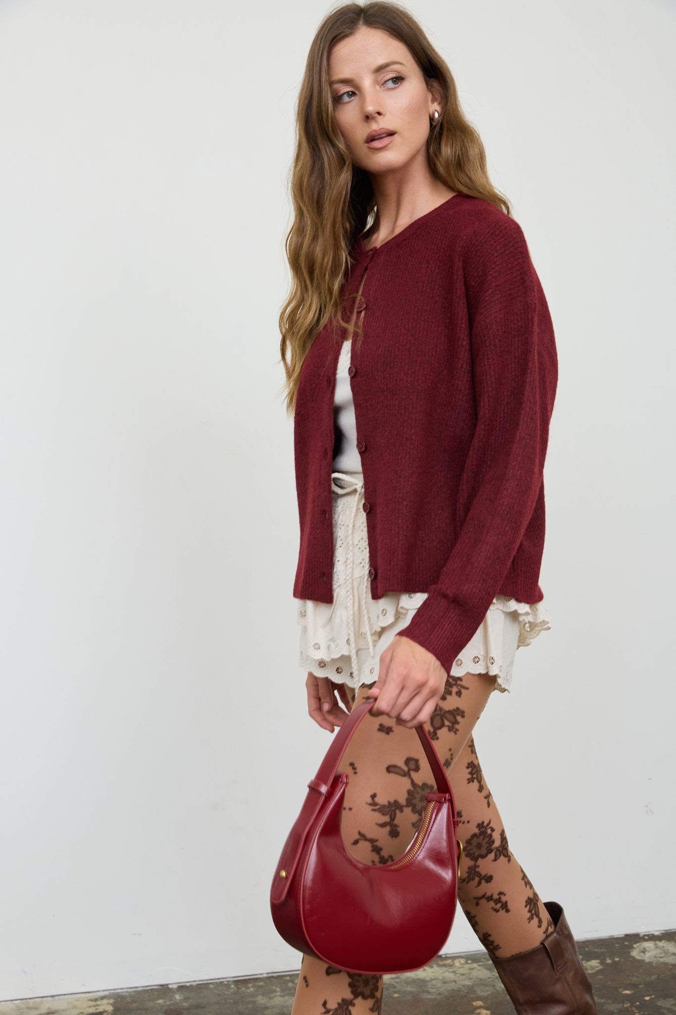 ROUND NECK BUTTON DOWN RIBBED KNIT CARDIGAN