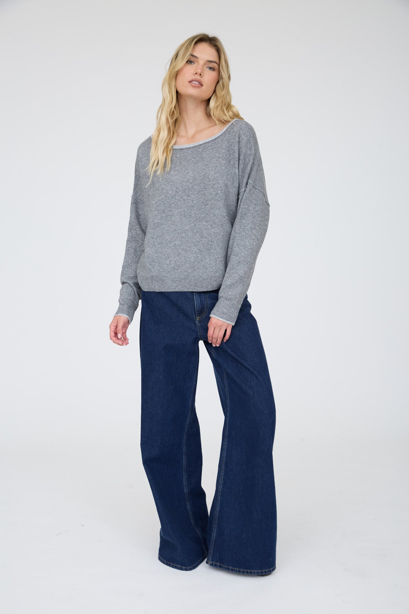 CONTRAST TRIM OFF SHOULDER LONG SLEEVE SWEATER