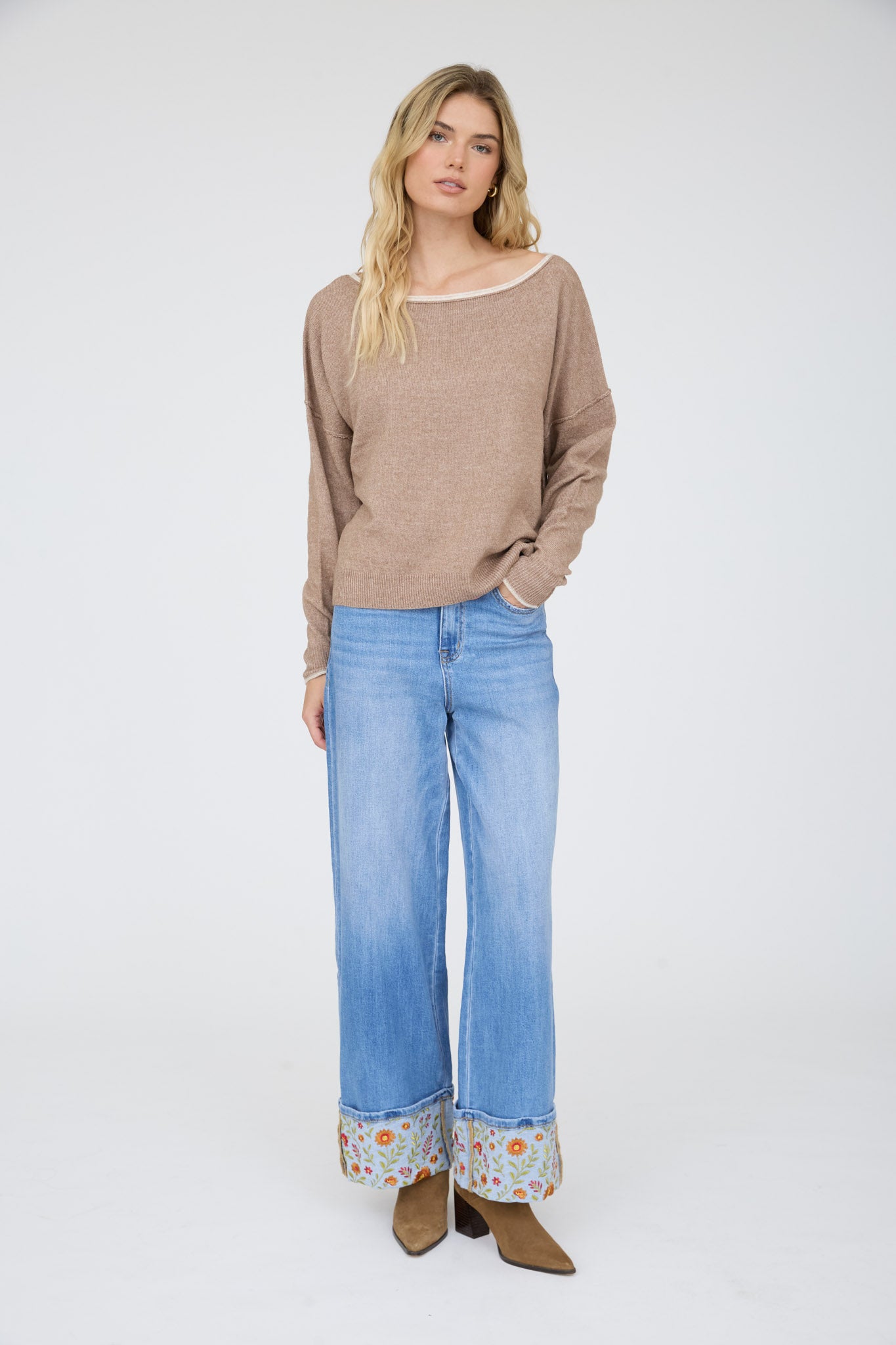 CONTRAST TRIM OFF SHOULDER LONG SLEEVE SWEATER