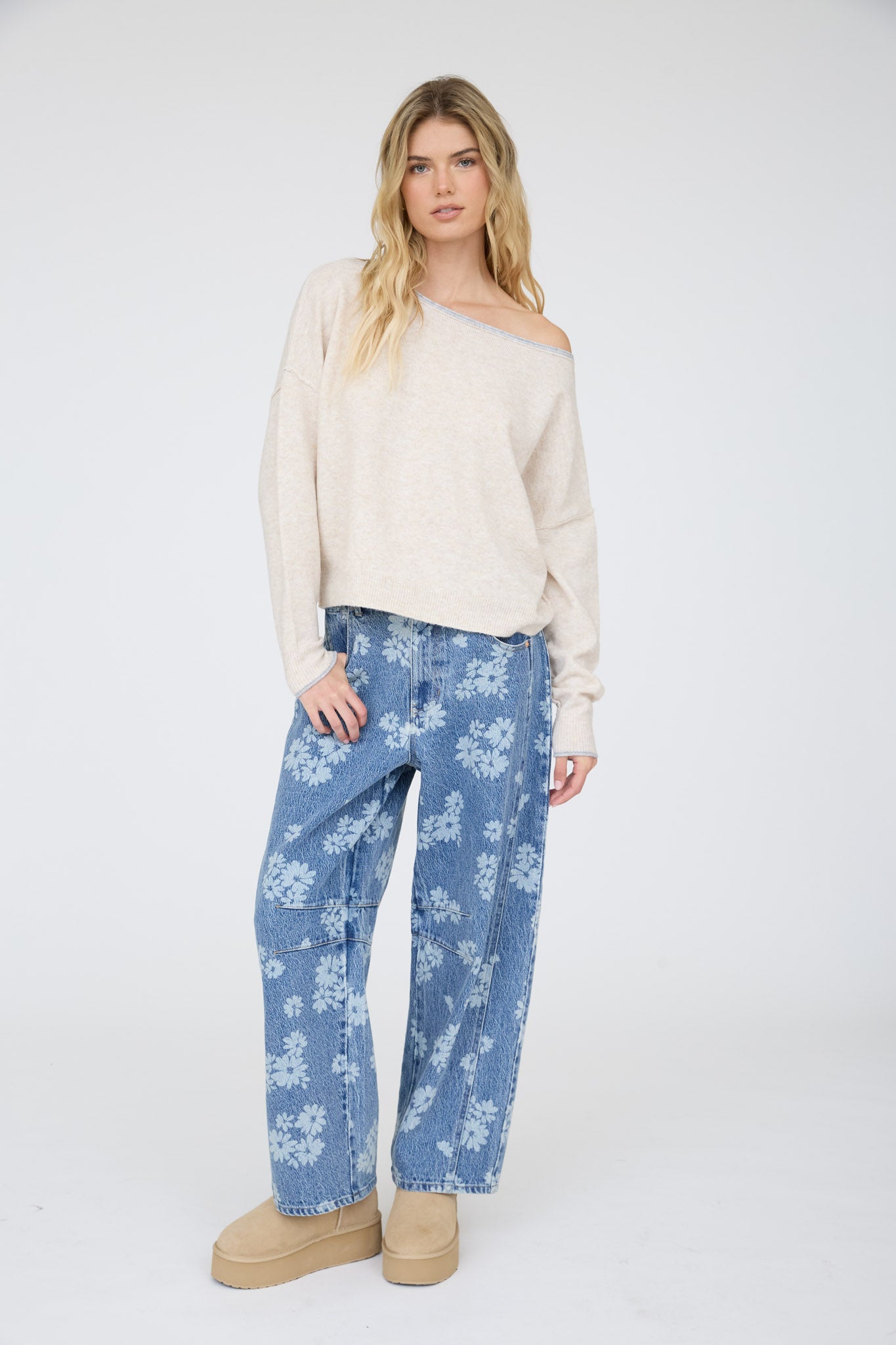 CONTRAST TRIM OFF SHOULDER LONG SLEEVE SWEATER