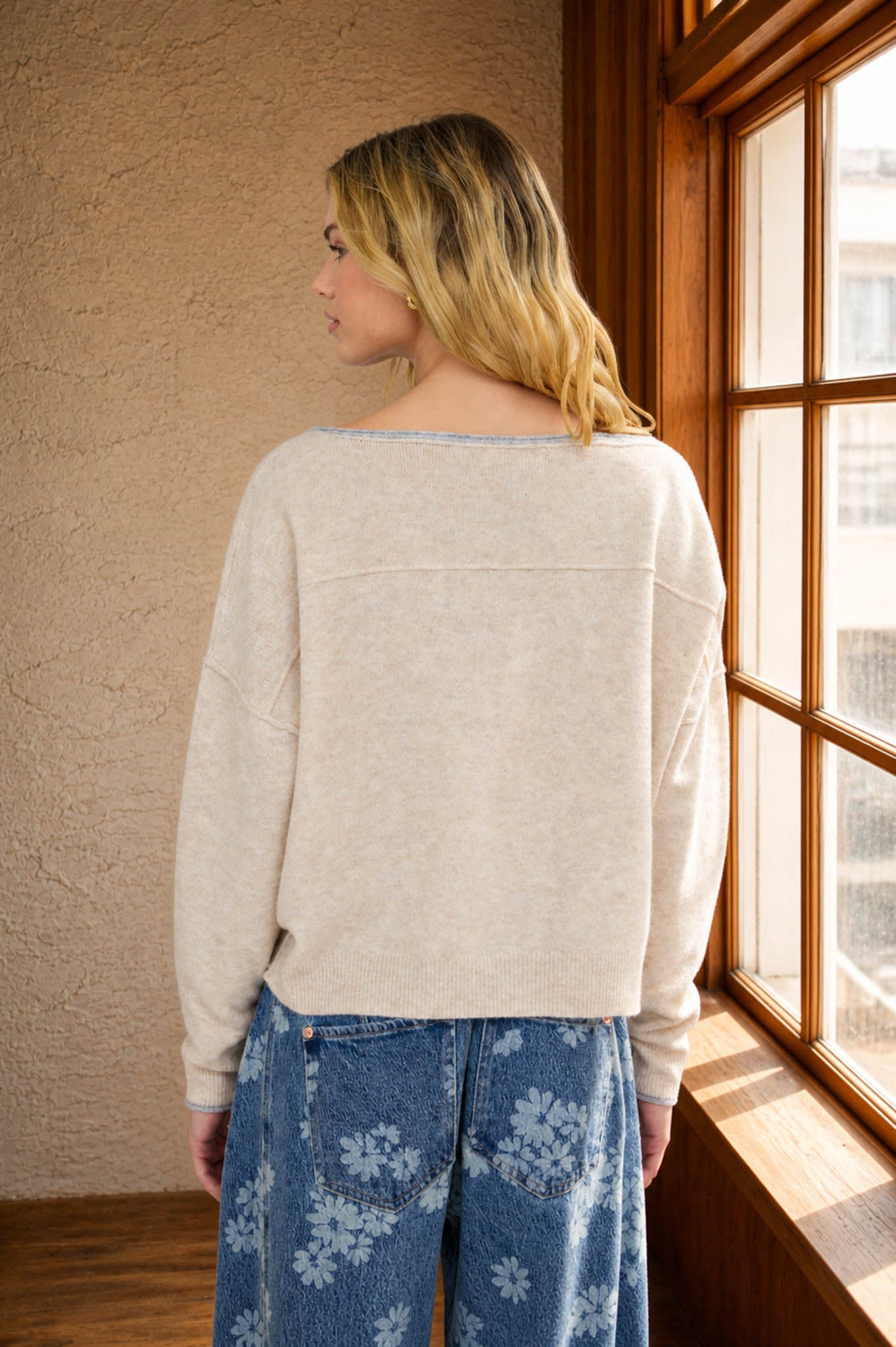 CONTRAST TRIM OFF SHOULDER LONG SLEEVE SWEATER