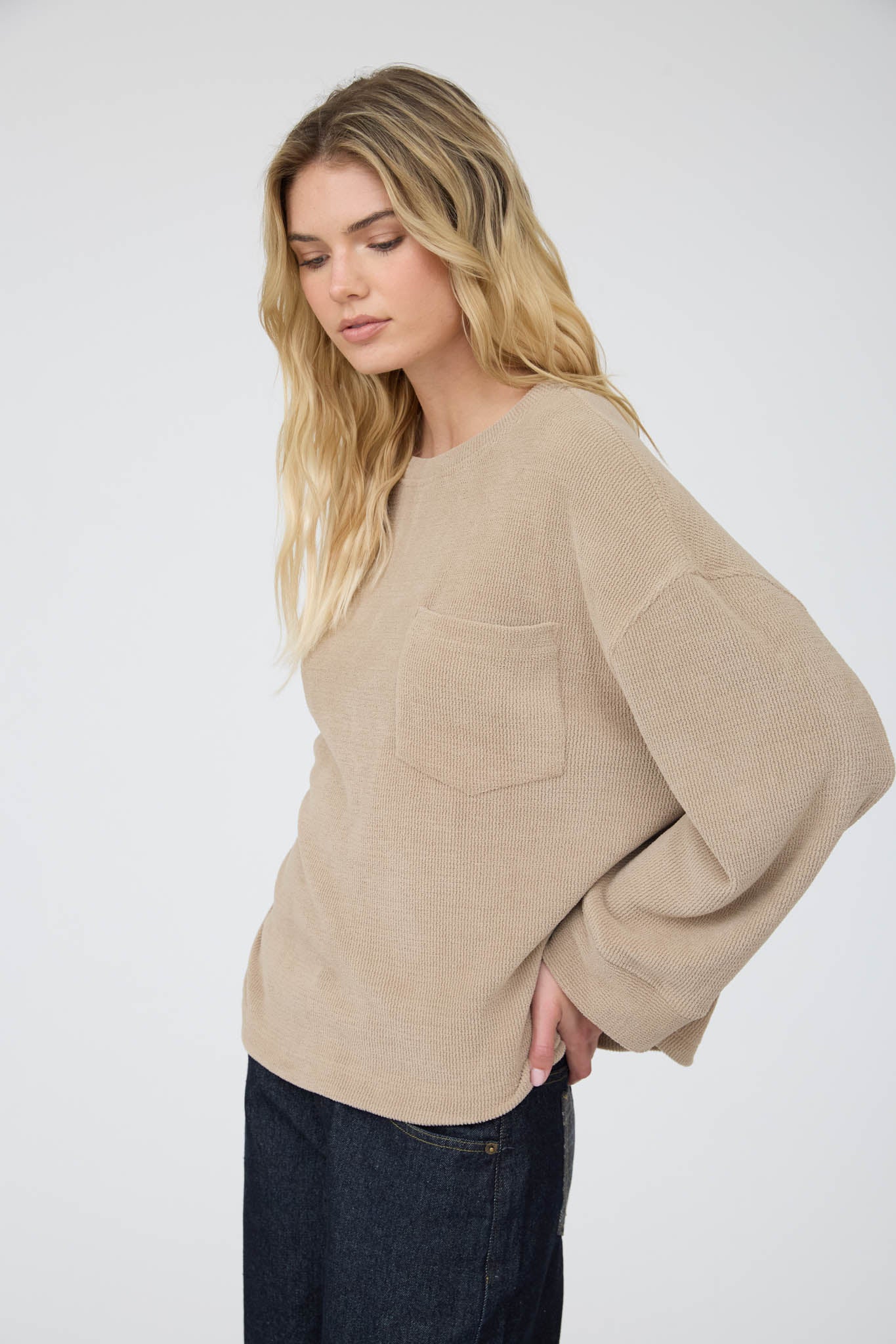 OVERSIZED LONG SLEEVE TEXTURED KNIT TOP (PRE-ORDER)