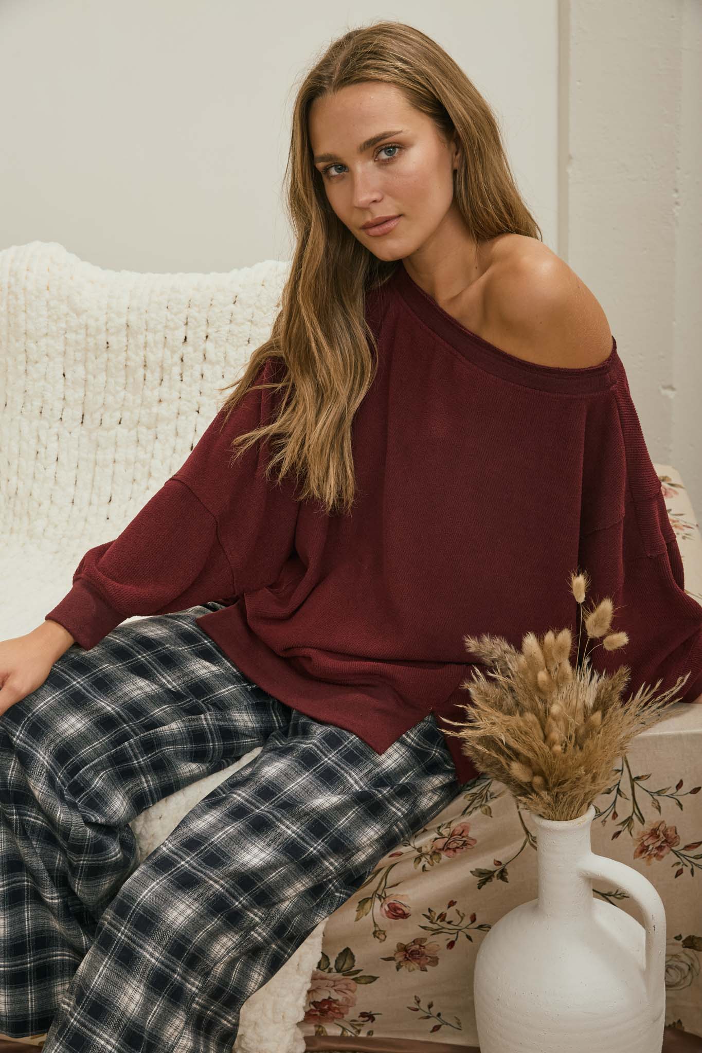TIERED SLEEVE BOAT NECK EXPOSED SEAM KNIT TOP (PRE-ORDER)