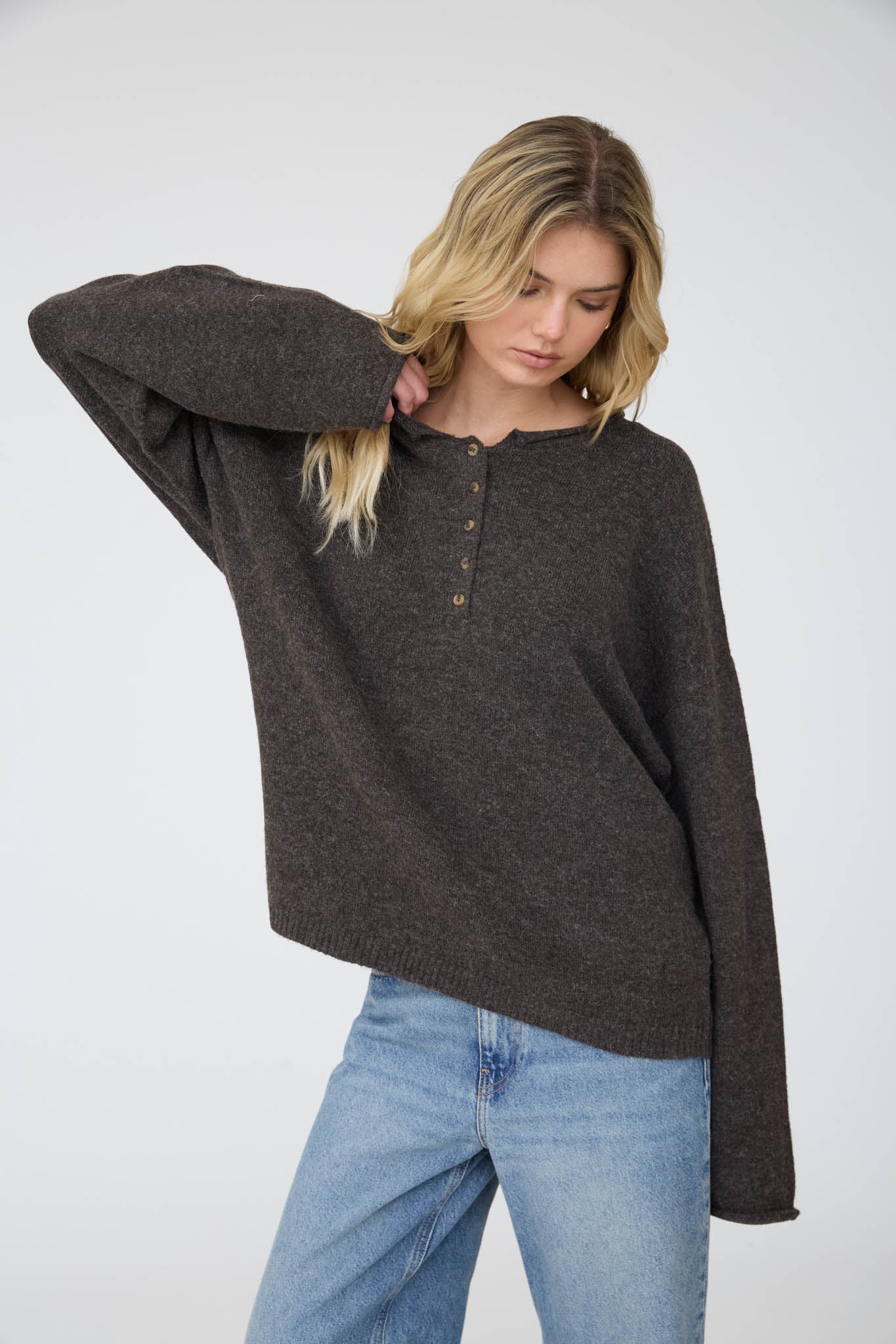 RAW ROLLED EDGE HENLEY RELAXED PULLOVER SWEATER (PRE-ORDER)