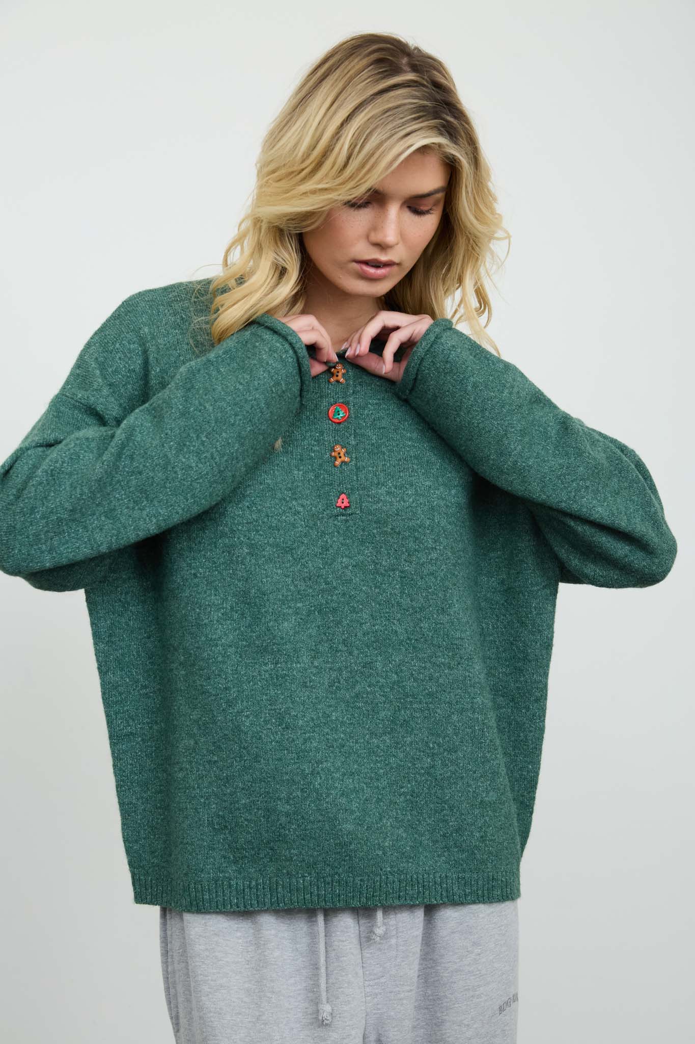 NOVELTY HOLIDAY BUTTON HENLEY PULLOVER SWEATER (PRE-ORDER)