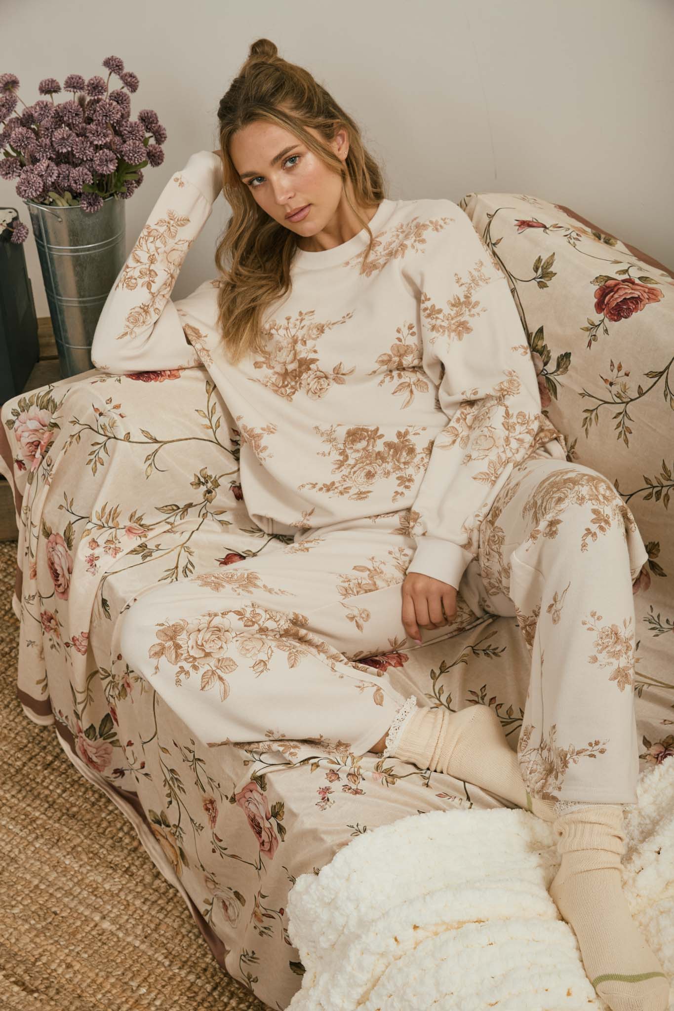 FLORAL TOILE LONG SLEEVE CREW NECK KNIT TOP (PRE-ORDER)