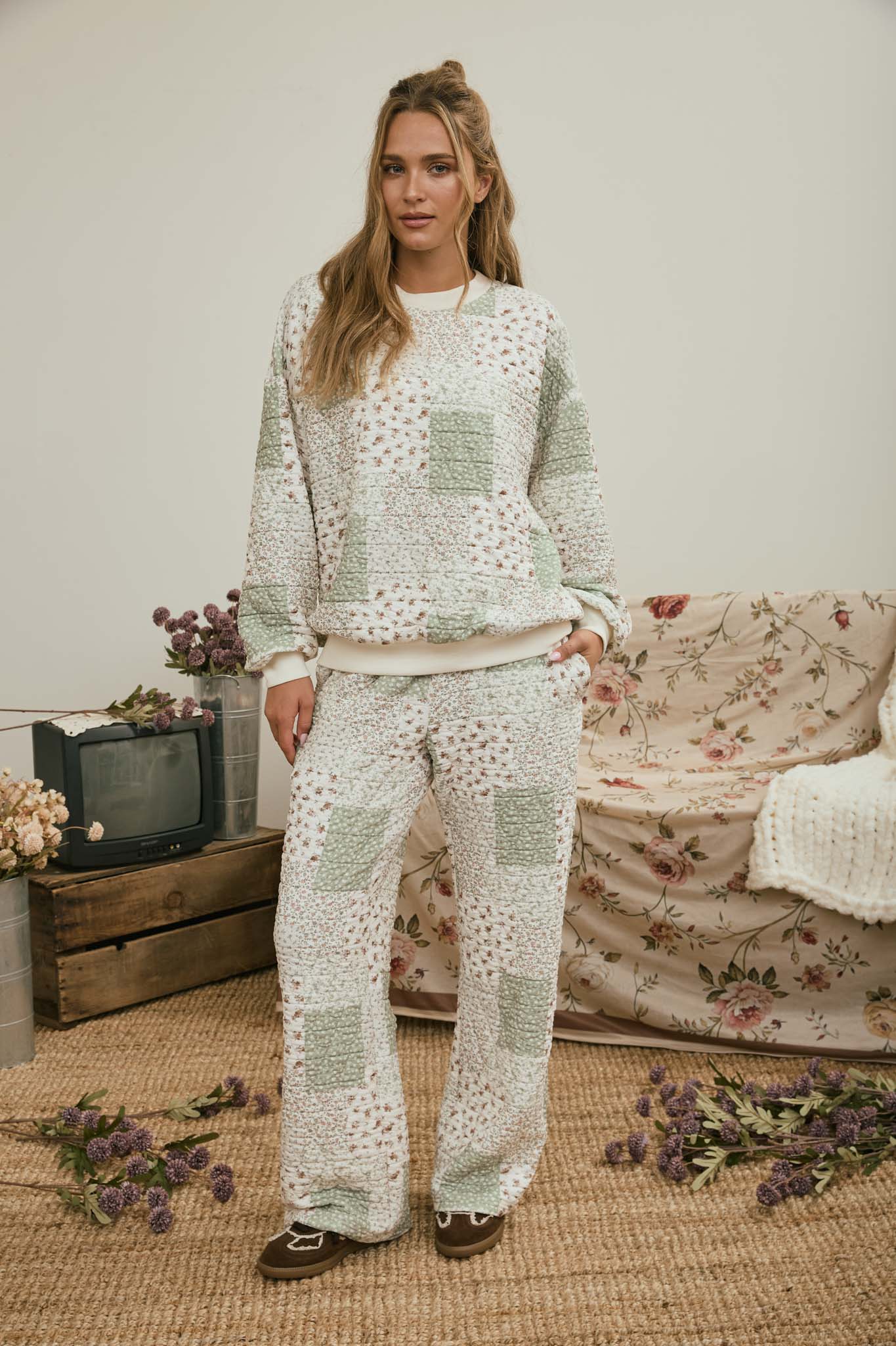 MULTI-FLORAL PATCHWORK QUILTED LOUNGE PANTS (PRE-ORDER)