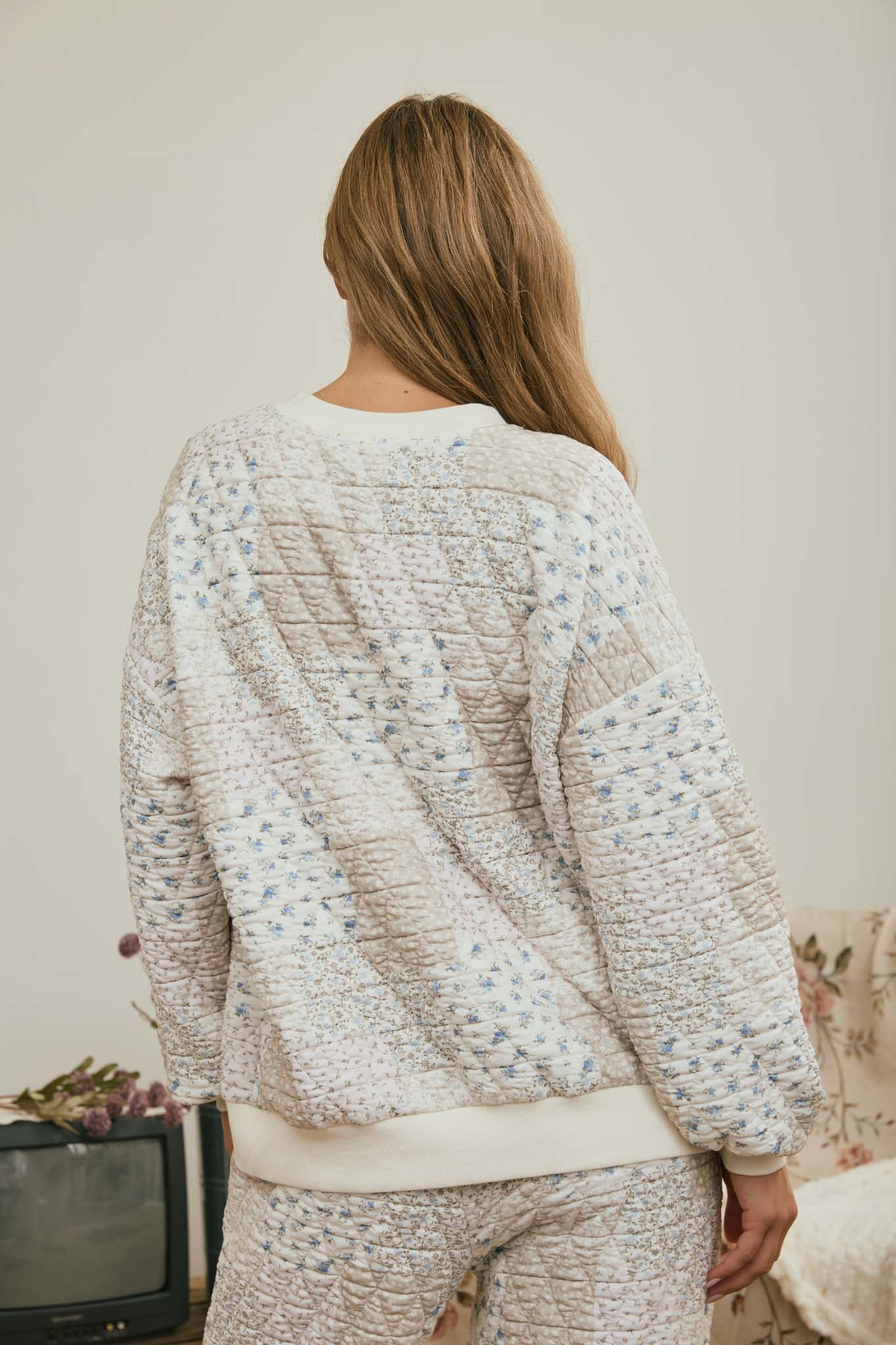 MULTI-FLORAL PATCHWORK LONG SLEEVE KNIT TOP (PRE-ORDER)
