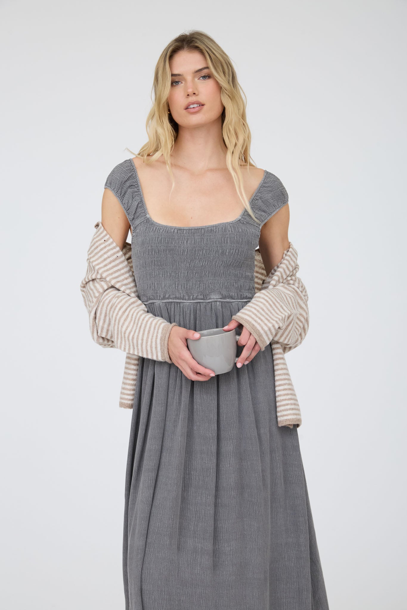 CRINKLE PLISSE CAP SLEEVE SMOCKED MIDI DRESS (PRE-ORDER)
