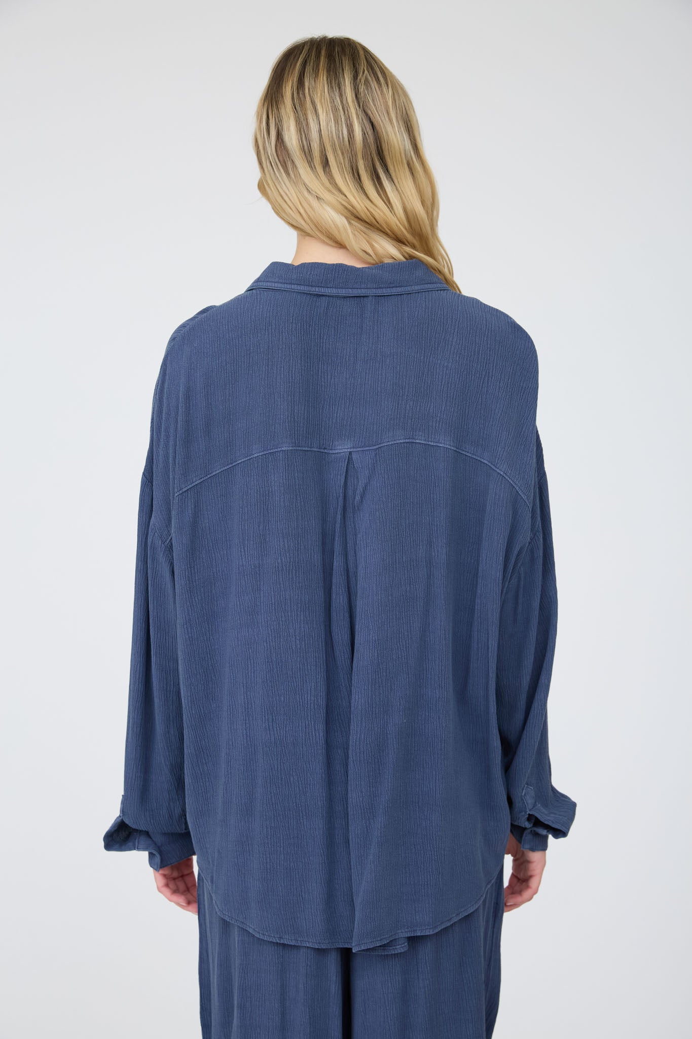 CRINKLE PLISSE COLLARED LONG SLEEVE BUTTON DOWN (PRE-ORDER)