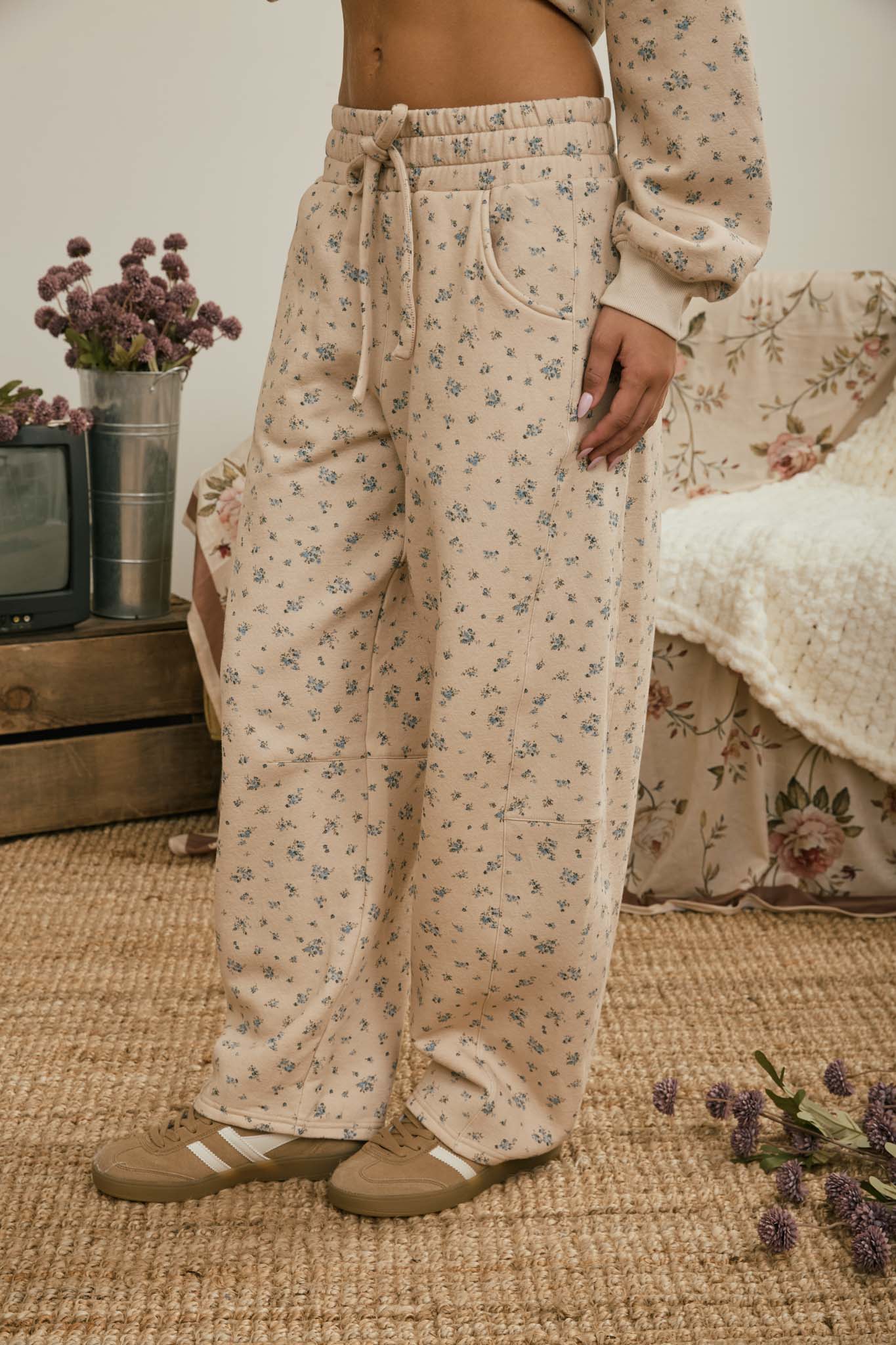 DITSY FLORAL DRAWSTRING WIDE LEG PANTS (PRE-ORDER)