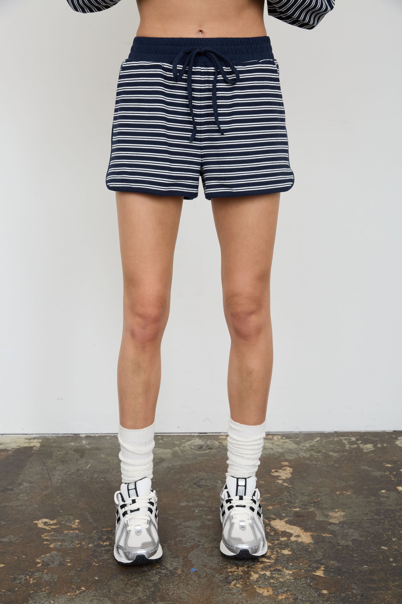 STRIPED CONTRAST WAIST KNIT LOUNGE SHORTS (PRE-ORDER)