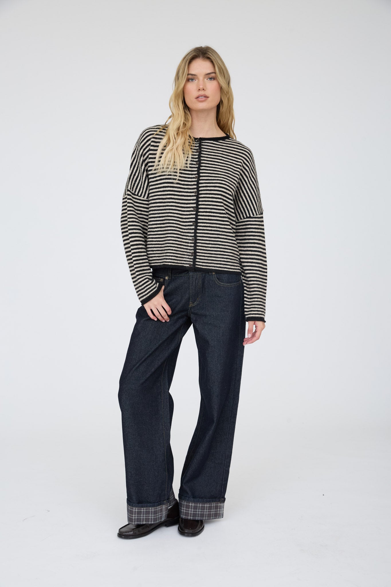 STRIPE RAW EDGE BUTTON DOWN LONG SLEEVE CARDIGAN (PRE-ORDER)