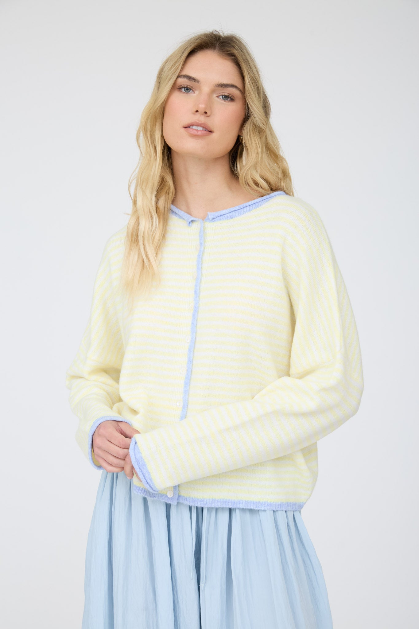 STRIPE RAW EDGE BUTTON DOWN LONG SLEEVE CARDIGAN (PRE-ORDER)