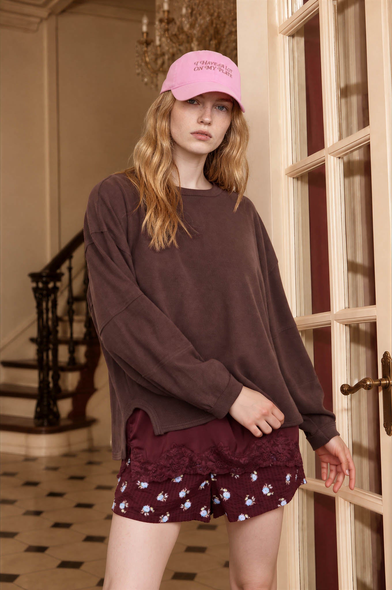 RIBBED EXTENDED SHOULDER BOXY CREW NECK KNIT TOP