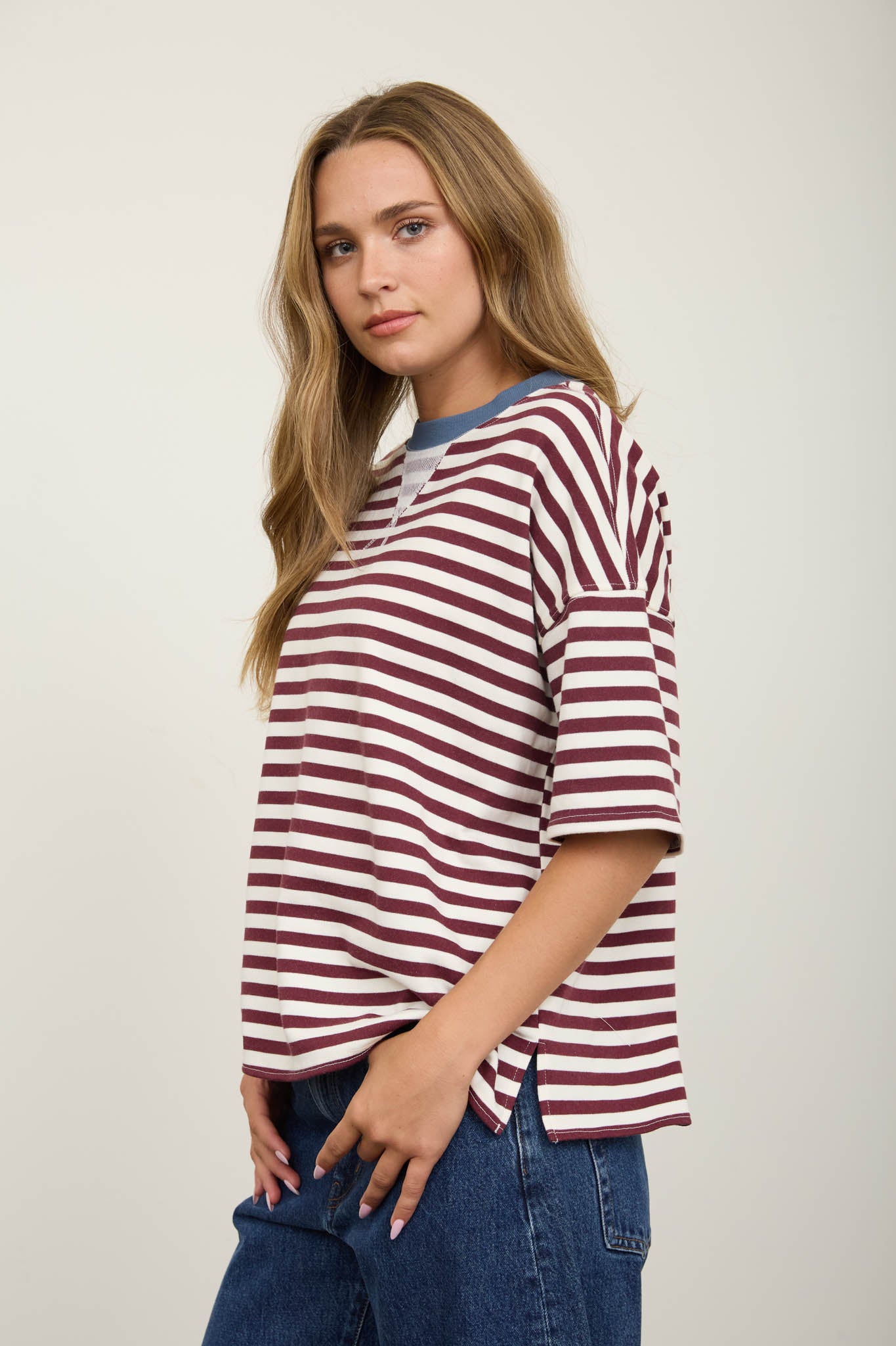 STRIPE COLORBLOCK DETAIL SHORT SLEEVE KNIT T-SHIRT (PRE-ORDER)