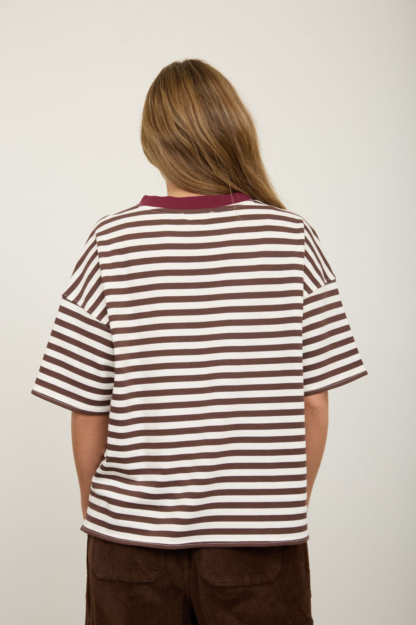STRIPE COLORBLOCK DETAIL SHORT SLEEVE KNIT T-SHIRT (PRE-ORDER)
