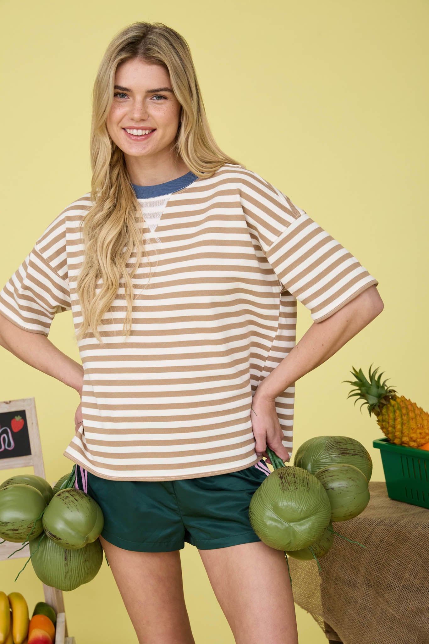 STRIPE COLORBLOCK DETAIL SHORT SLEEVE KNIT T-SHIRT (PRE-ORDER)