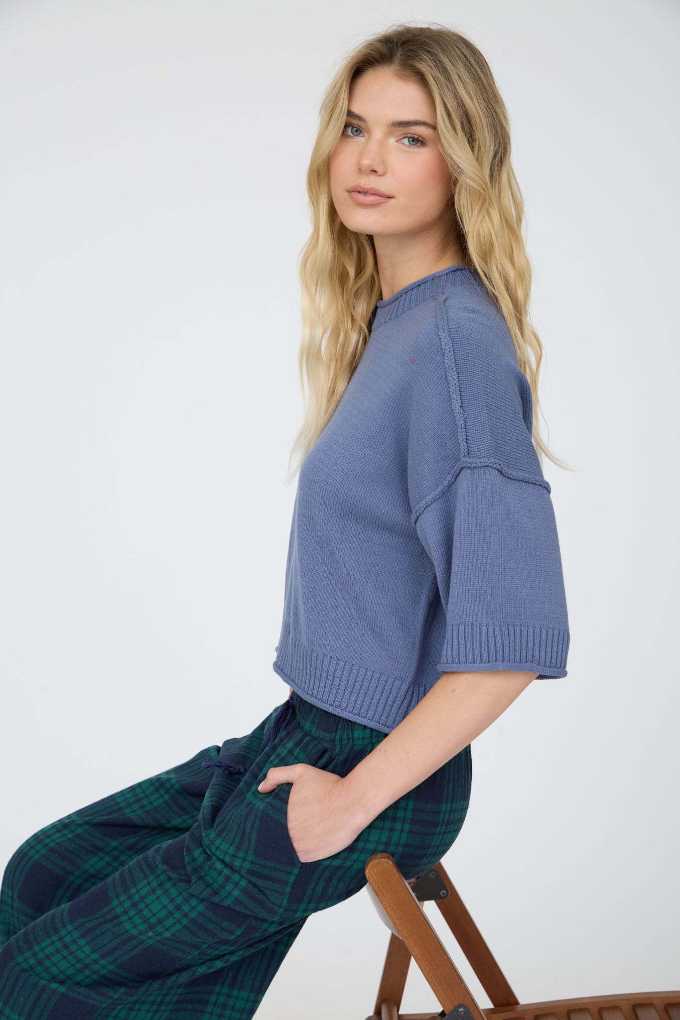 EXPOSED SEAM DROP SHOULDER SHORT SLEEVE PULLOVER