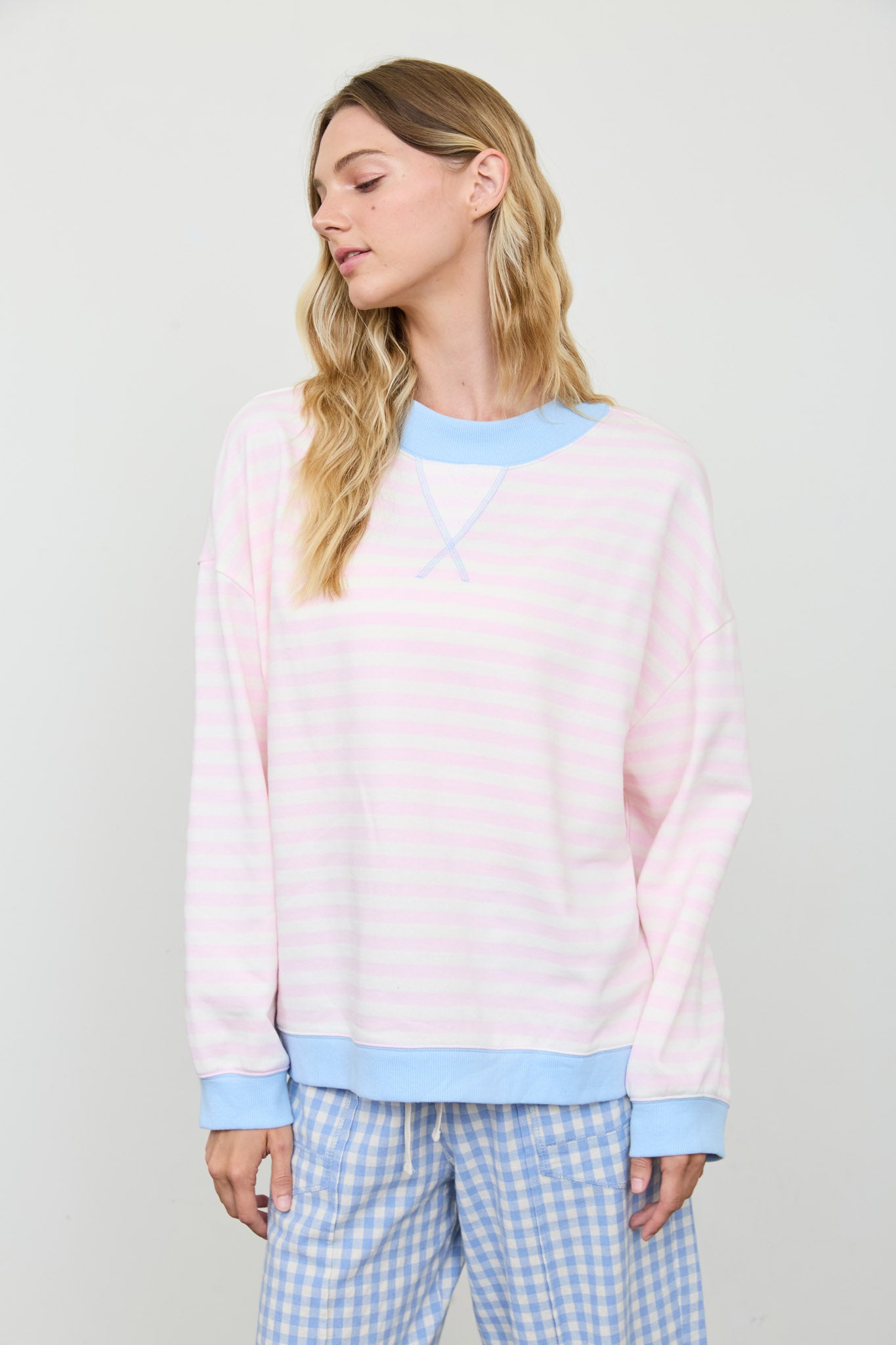 V STITCH STRIPED RIB TRIM LONG SLEEVE KNIT TOP (PRE-ORDER)
