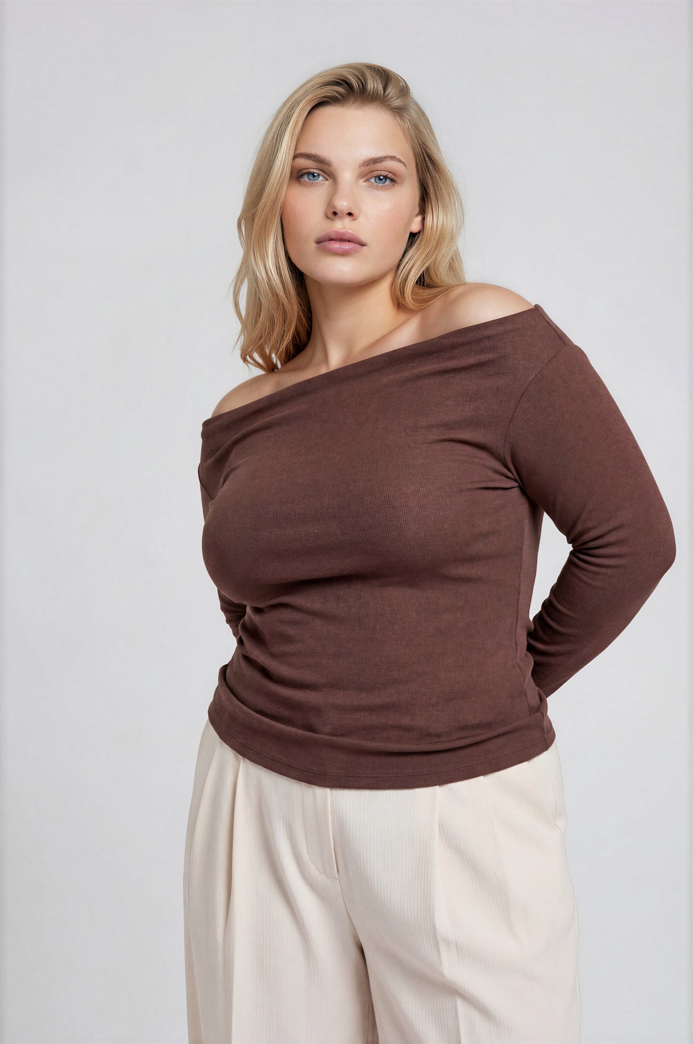 PLUS BOAT NECK PINTUCK DETAIL LONG SLEEVE KNIT TOP