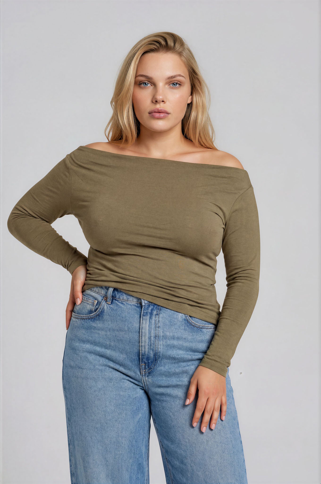 PLUS BOAT NECK PINTUCK DETAIL LONG SLEEVE KNIT TOP