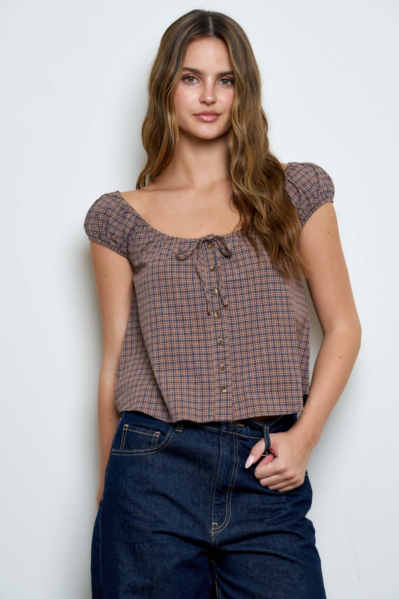 PLAID FRONT TIE BUTTON DOWN SHORT SLEEVE TOP