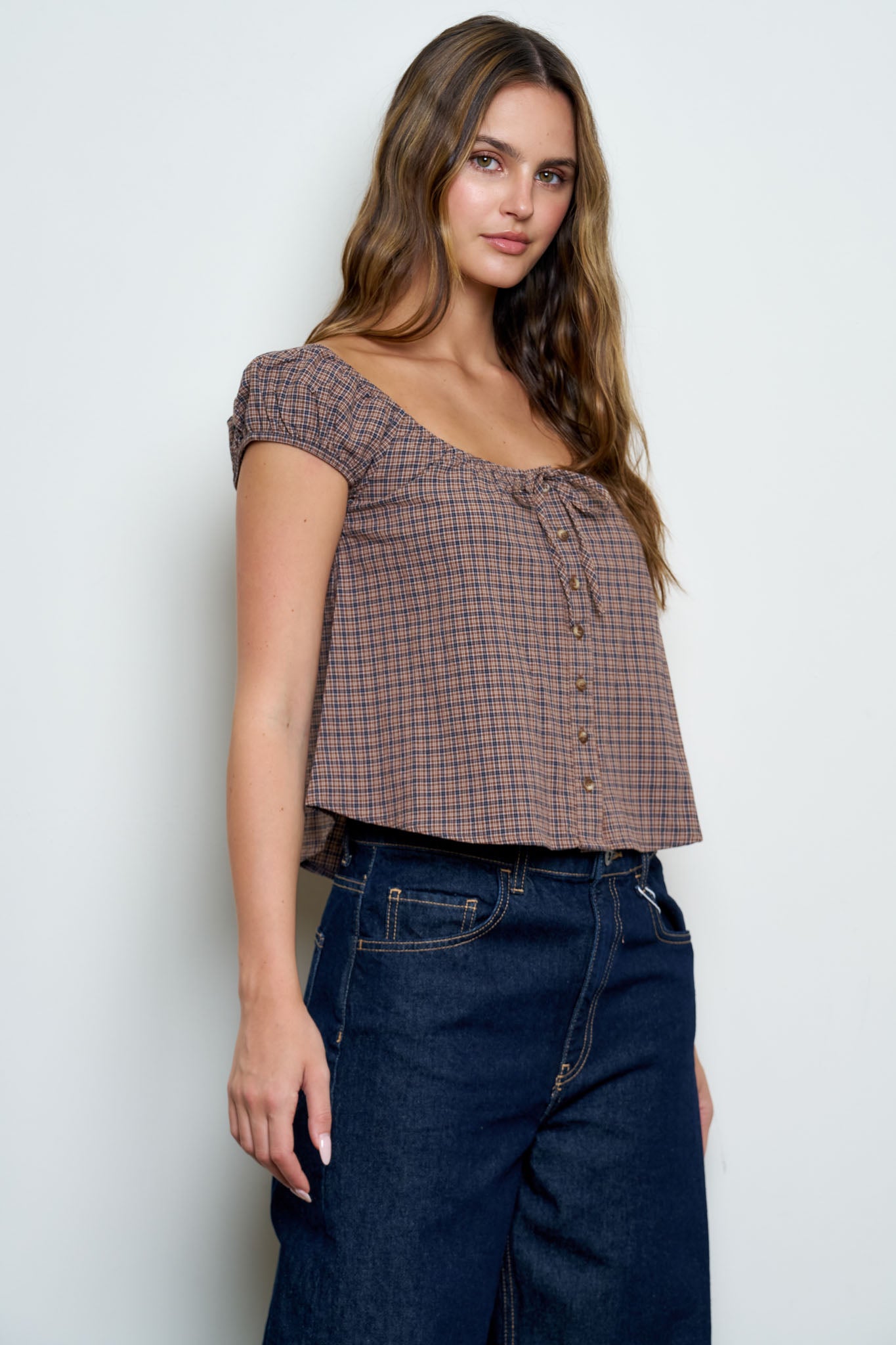 PLAID FRONT TIE BUTTON DOWN SHORT SLEEVE TOP