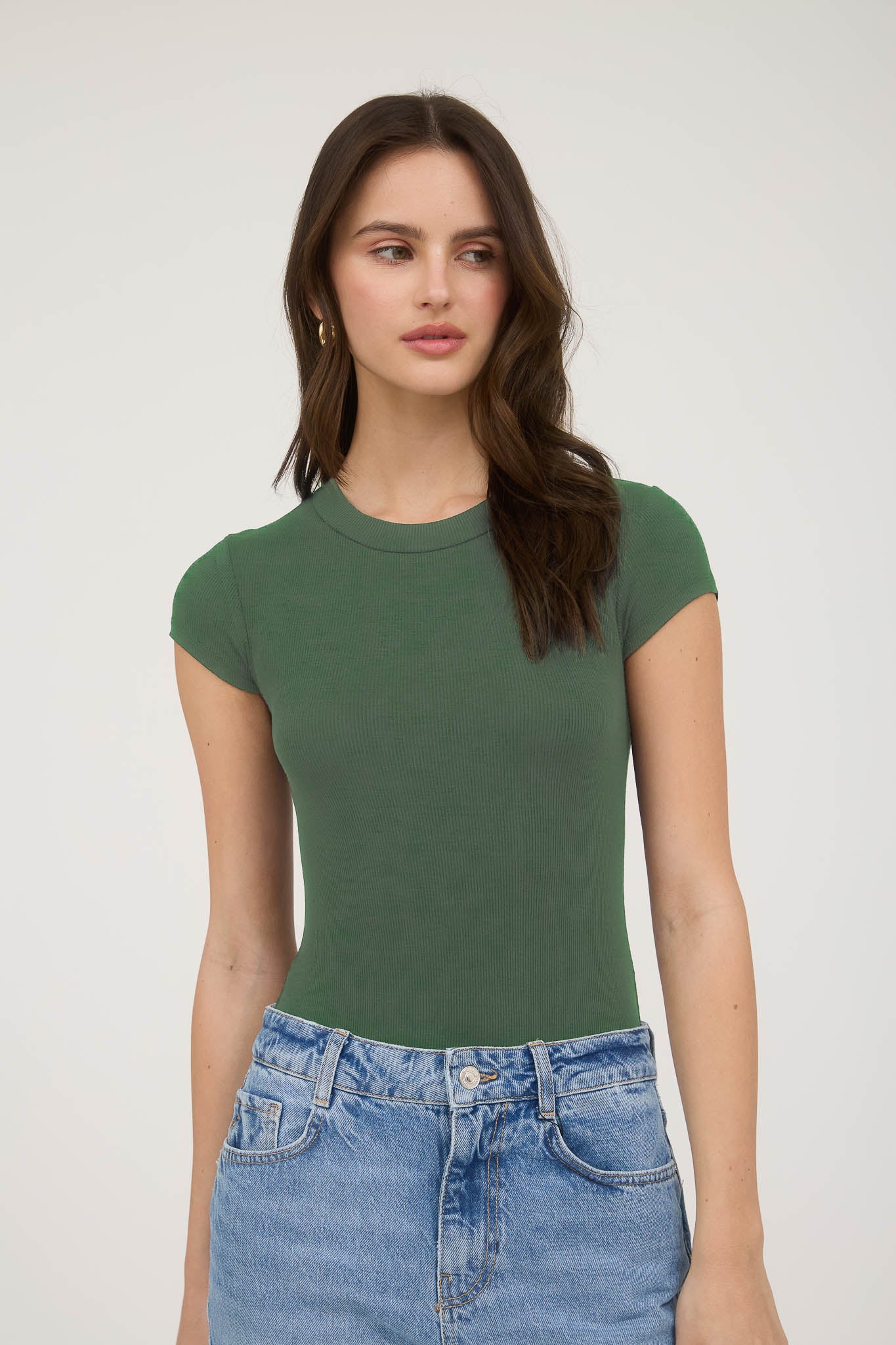 ROUND NECK SHORT SLEEVE KNIT BODYSUIT