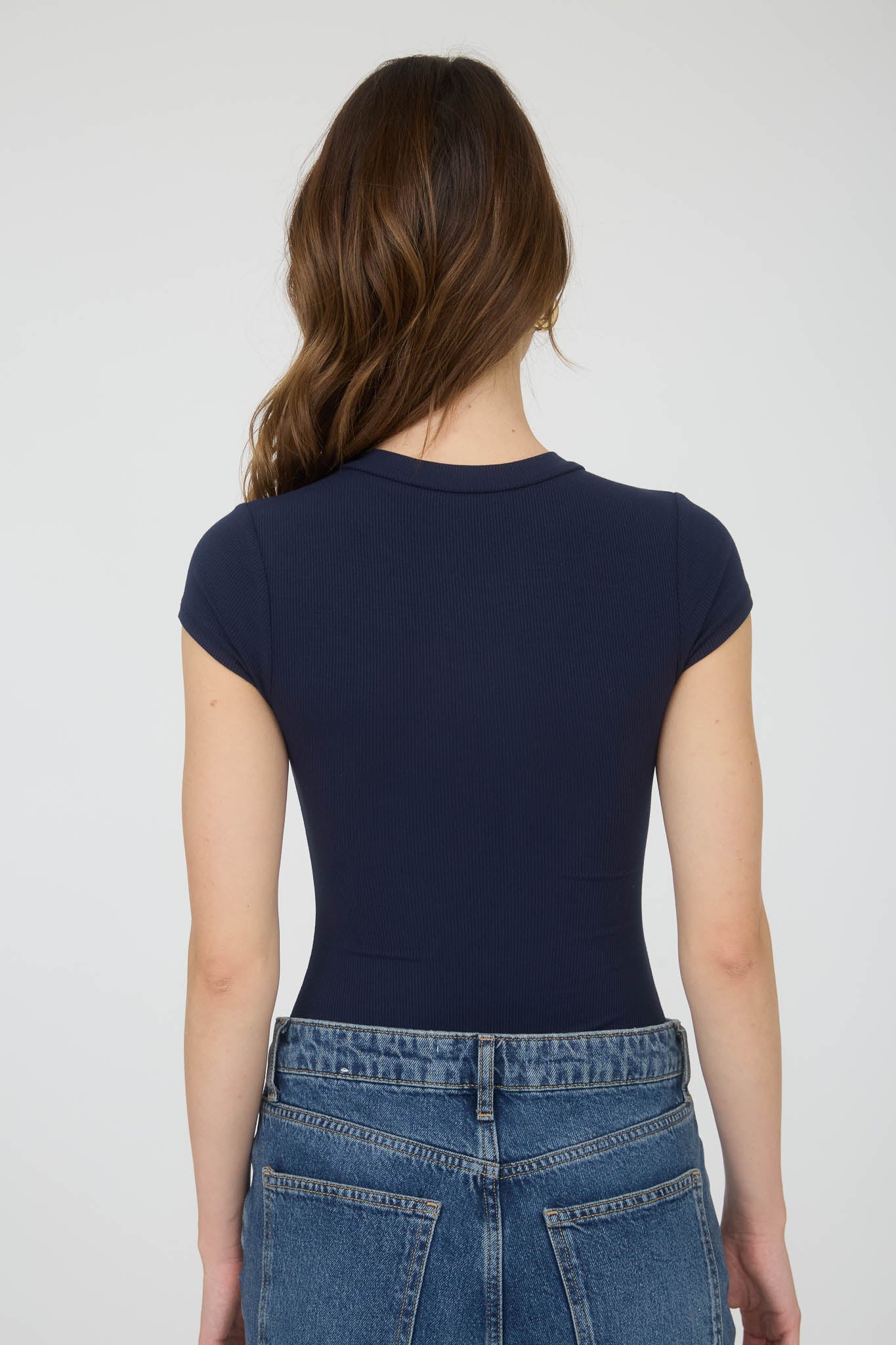 ROUND NECK SHORT SLEEVE KNIT BODYSUIT