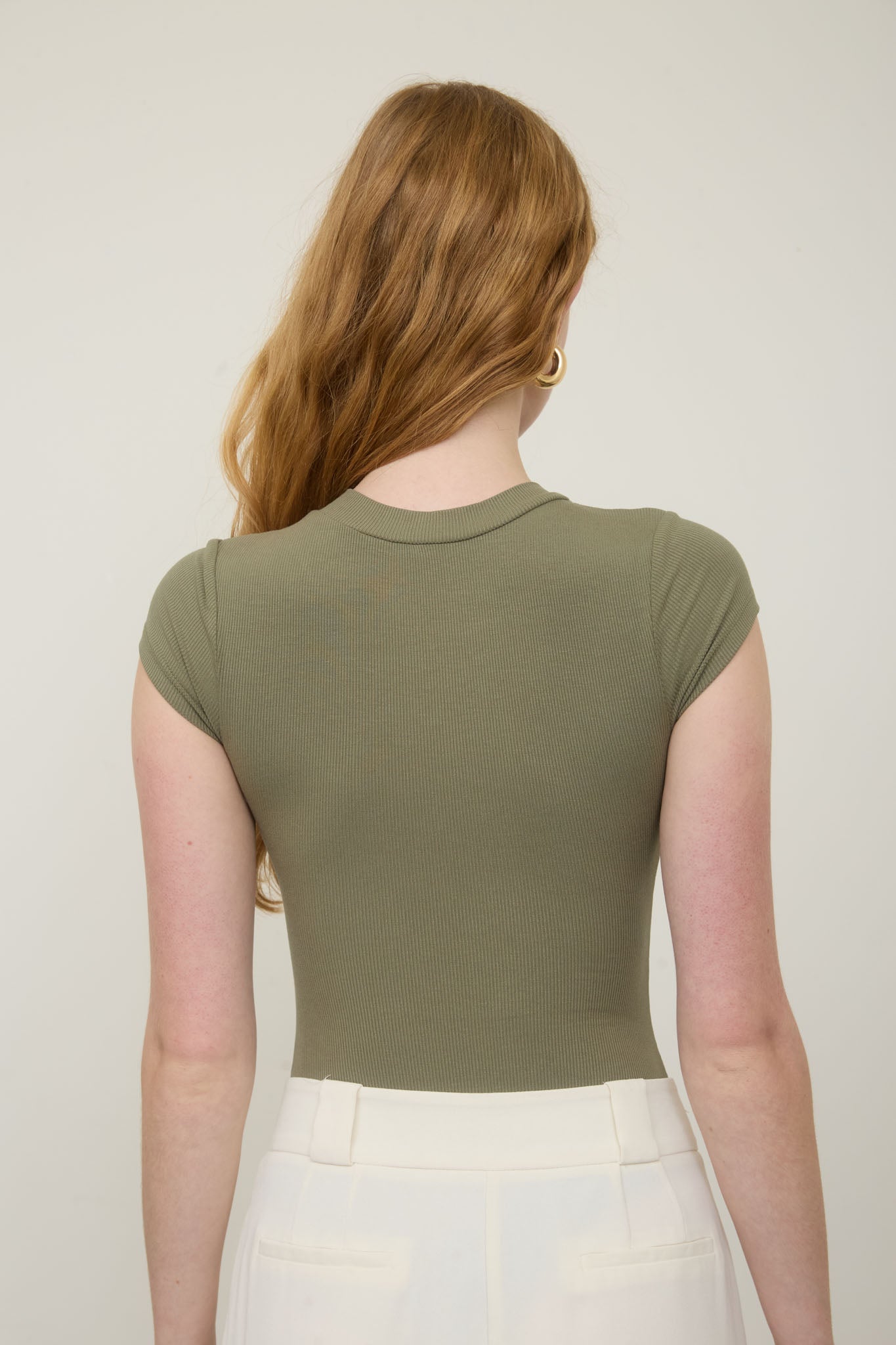 ROUND NECK SHORT SLEEVE KNIT BODYSUIT