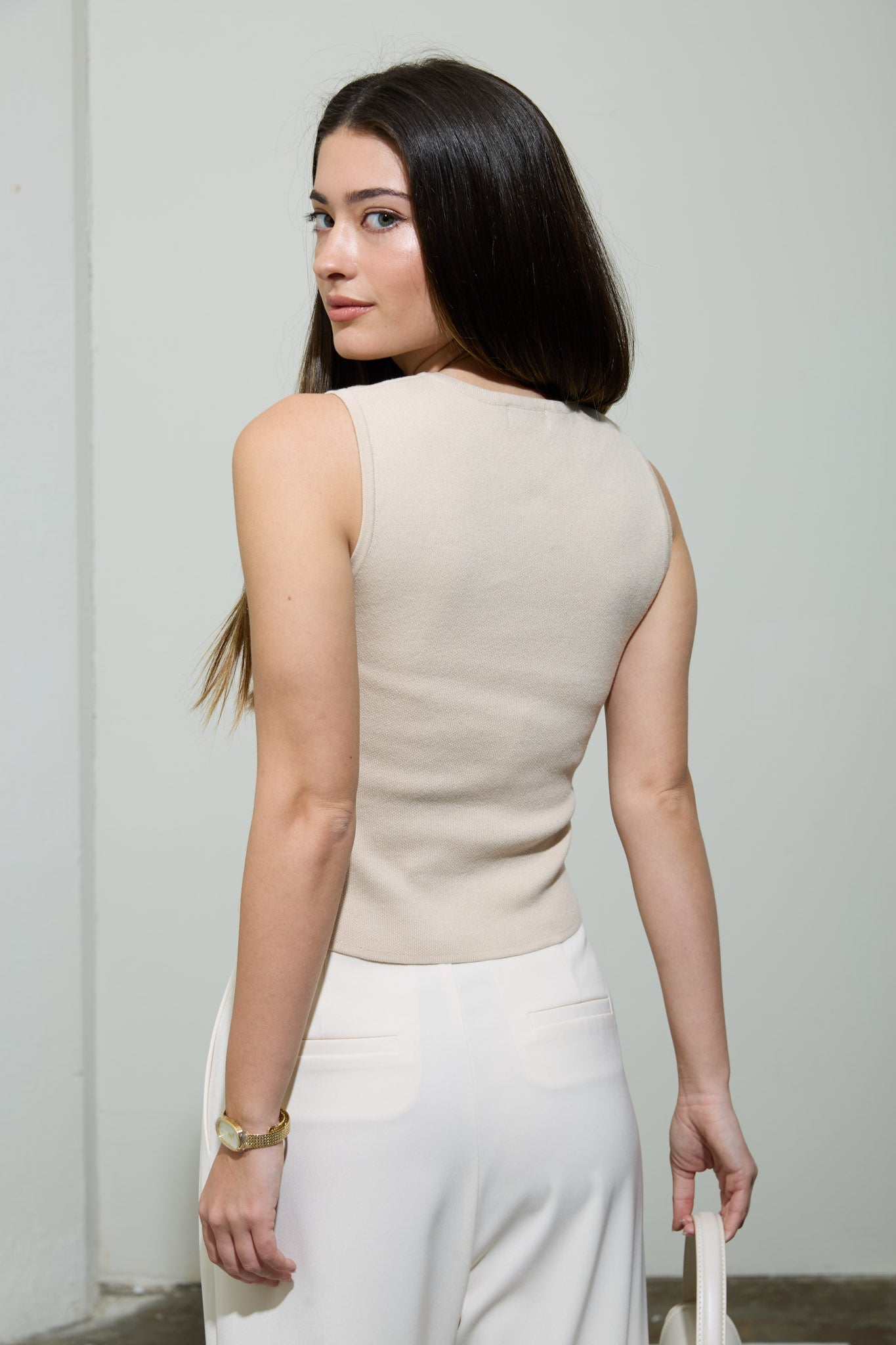 GOLD SEASHELL & SUN BUTTON SLEEVELESS KNIT VEST