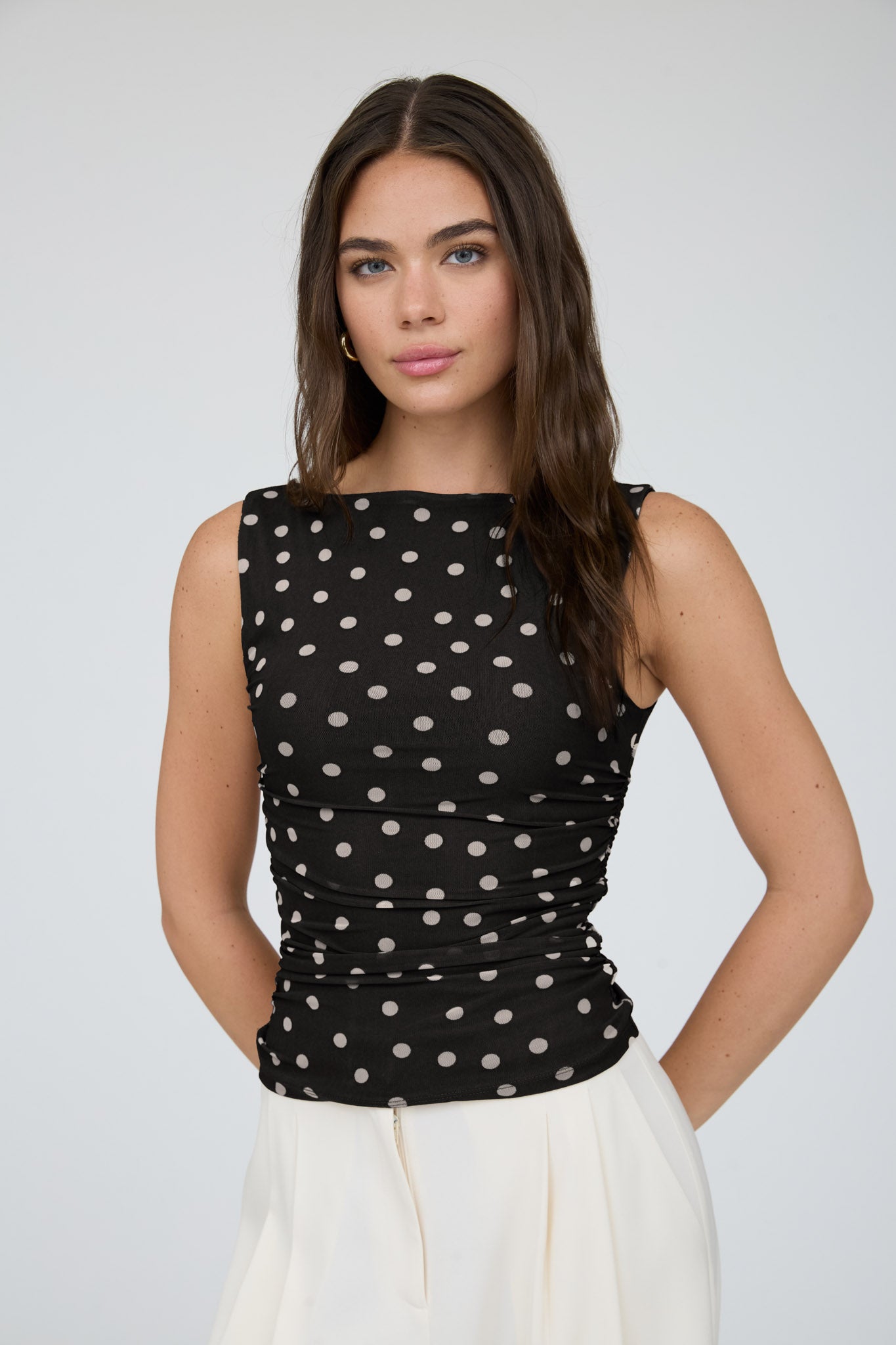 POLKA DOT BOAT NECK SLEEVELESS MESH KNIT TOP (PRE-ORDER)