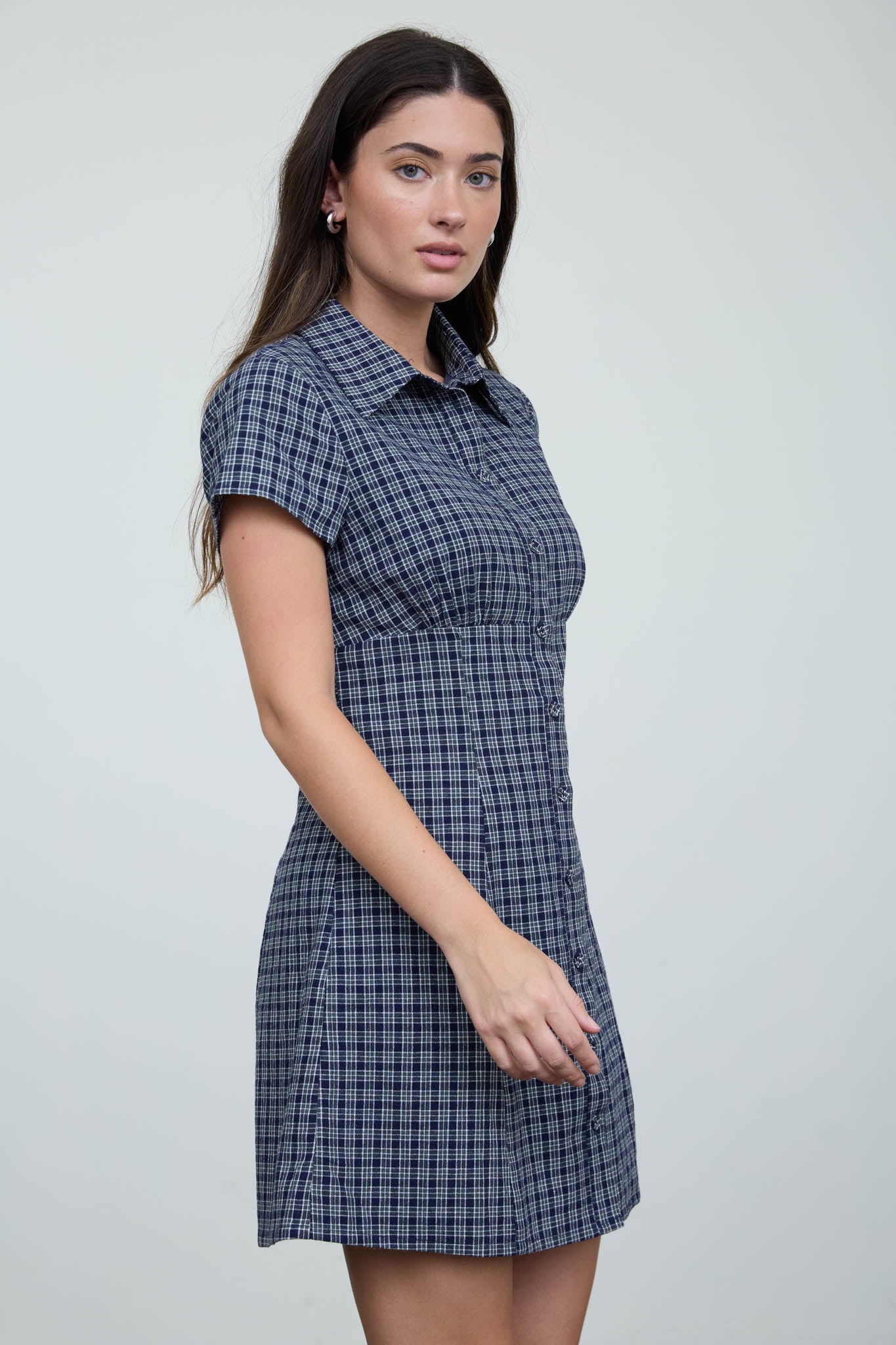 SHIRT COLLAR BUTTON-FRONT PLAID MINI DRESS