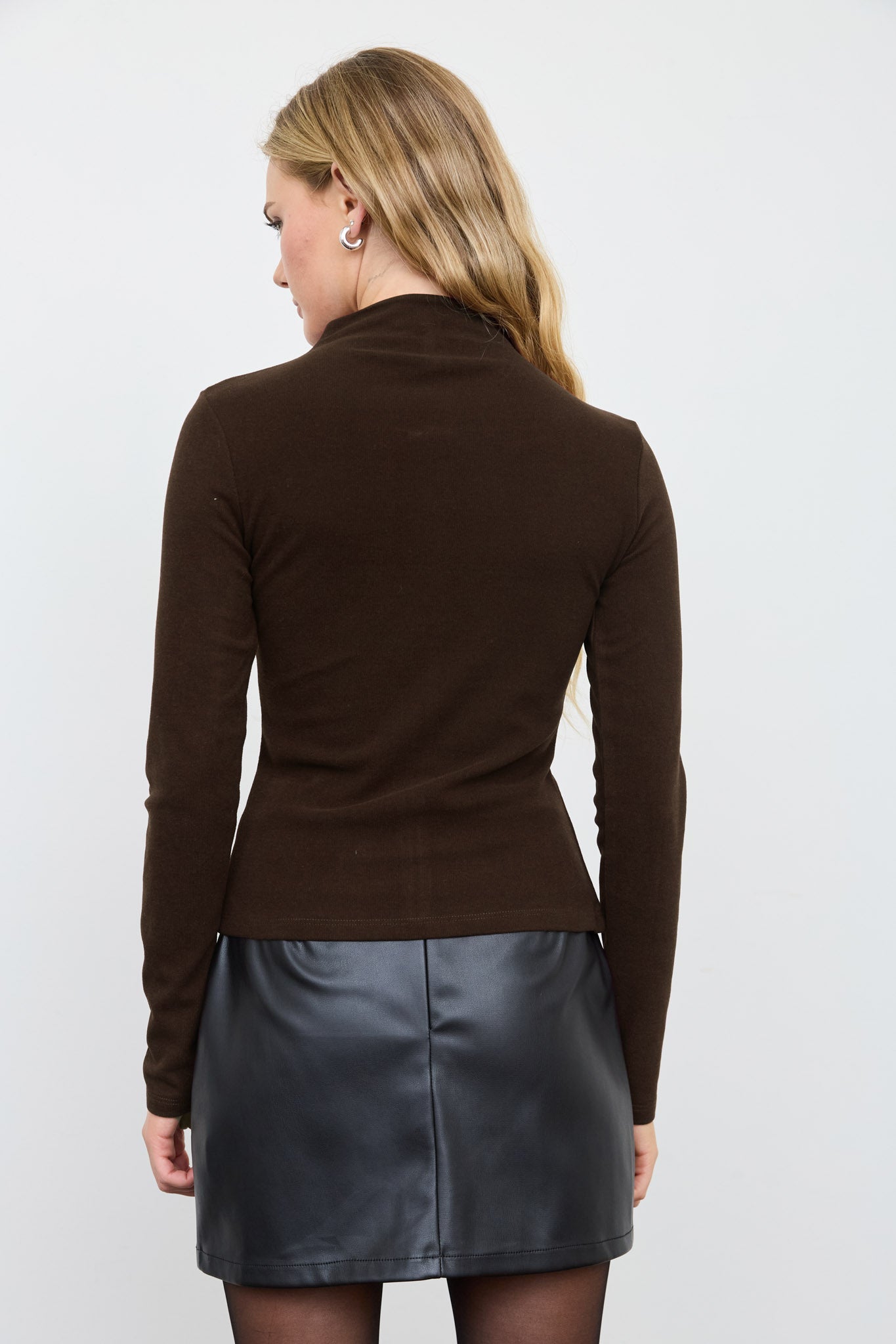 BUTTON FRONT MOCK NECK LONG SLEEVE KNIT TOP