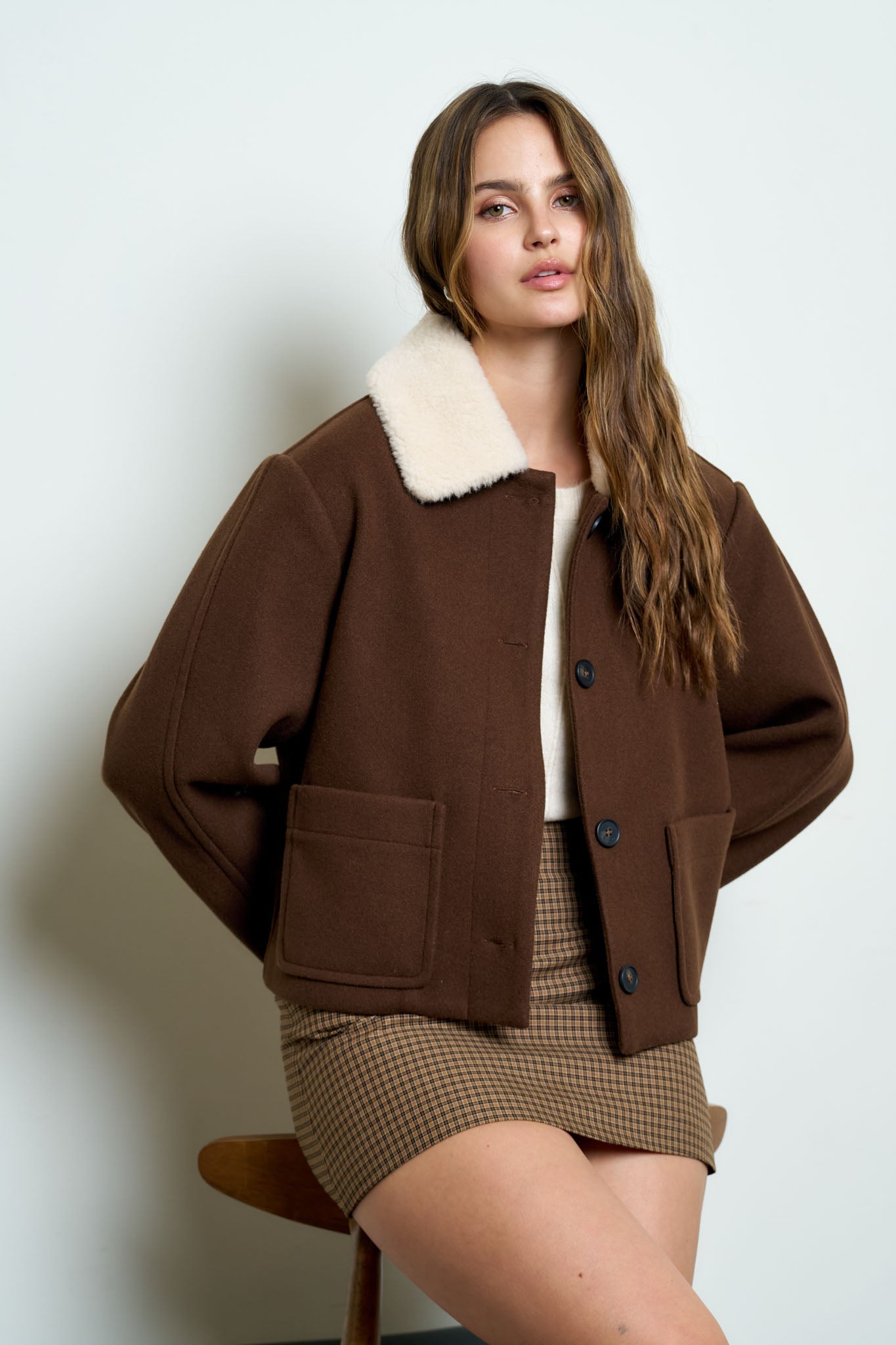 CONTRAST SHEARLING COLLAR BUTTON JACKET