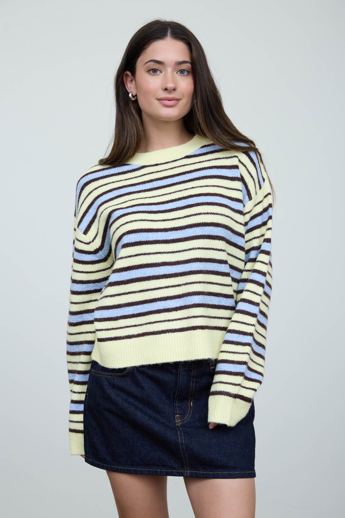 MULTI-COLOR STRIPE CREWNECK KNIT SWEATER