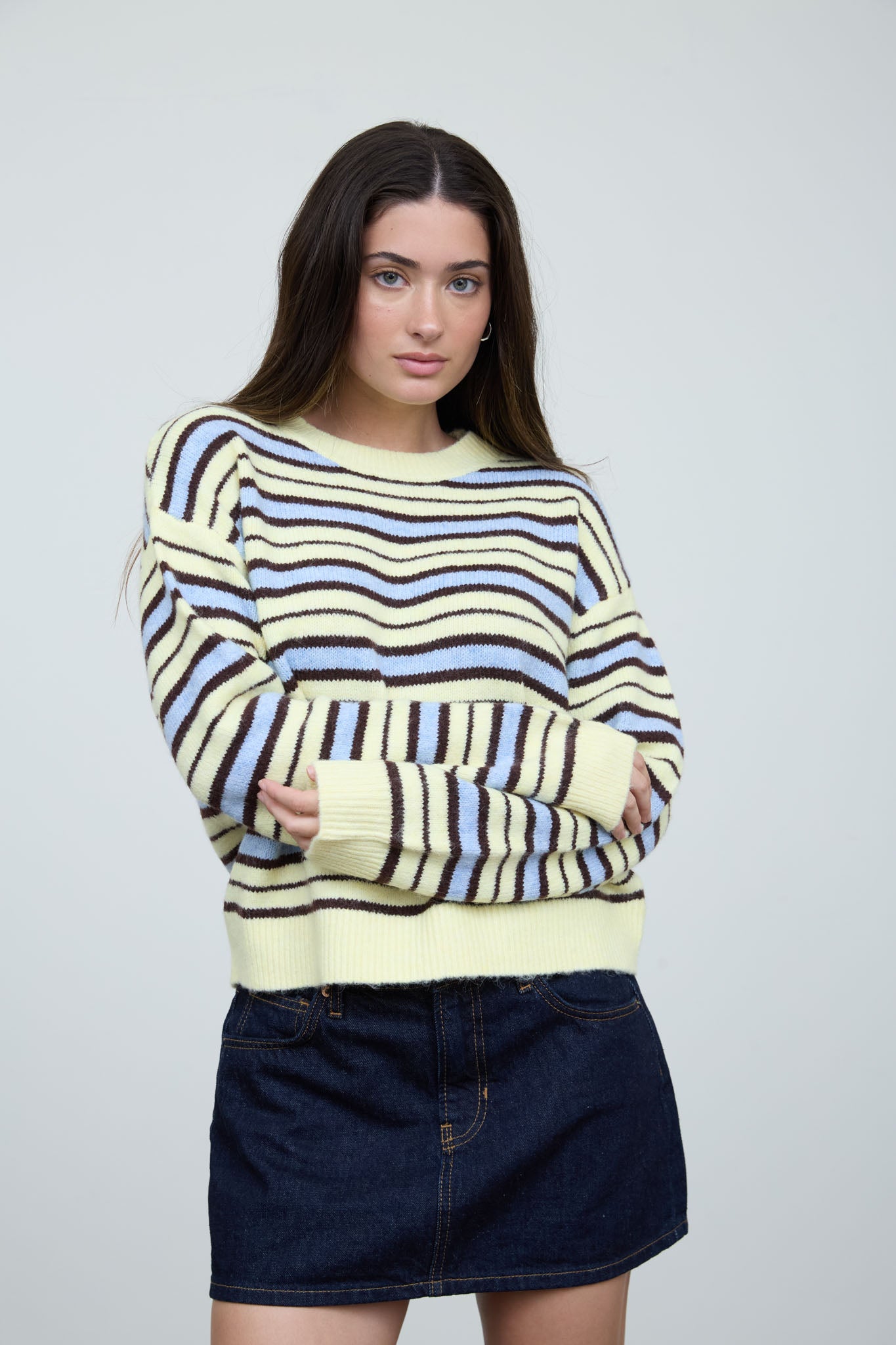 MULTI-COLOR STRIPE CREWNECK KNIT SWEATER