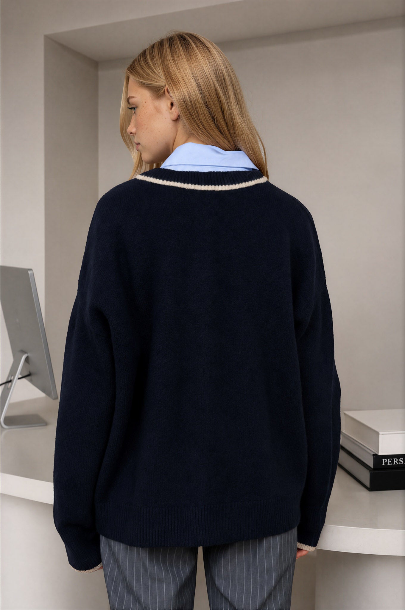 CONTRAST TRIM ROUND NECK FUZZY KNIT CARDIGAN